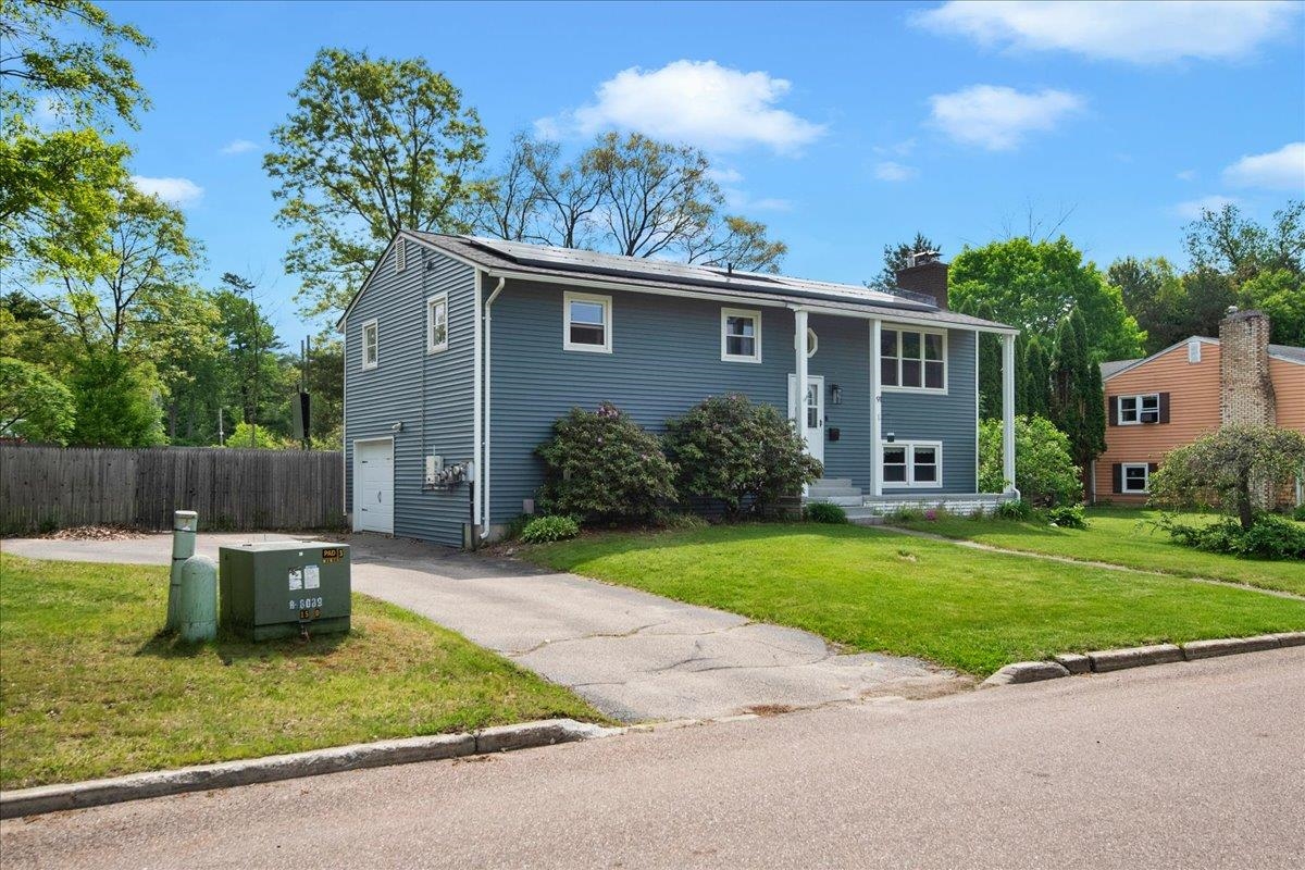 91 Lapointe Street Property Photo 3