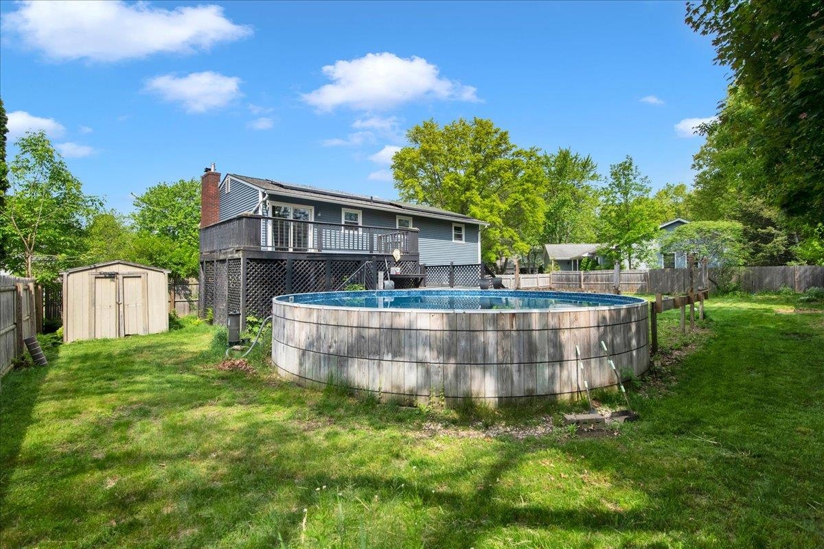 91 Lapointe Street Property Photo 7
