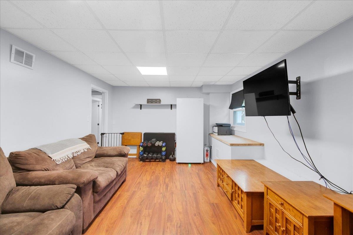 91 Lapointe Street Property Photo 44