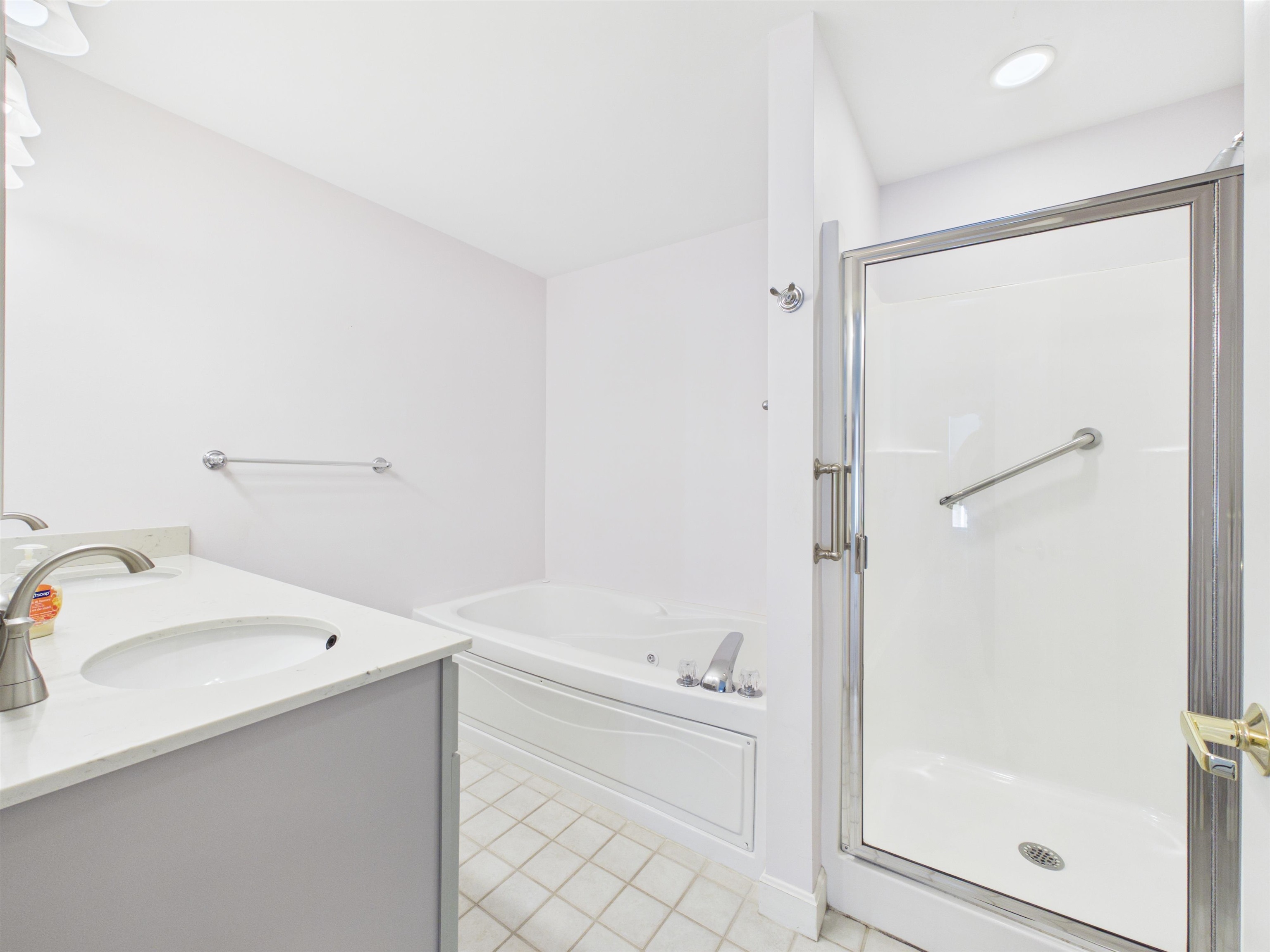23 Abbey Lane Property Photo 22