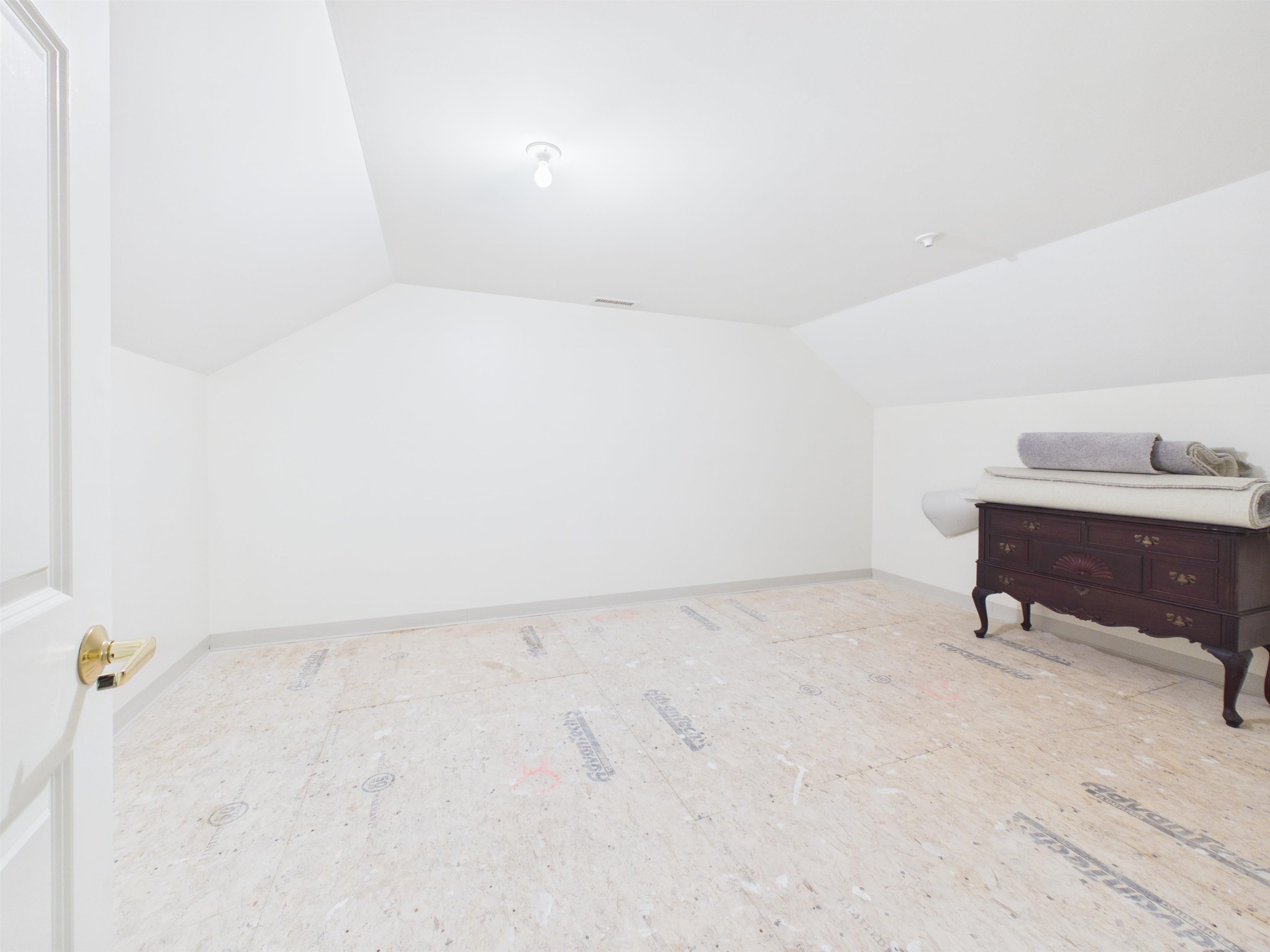 23 Abbey Lane Property Photo 40