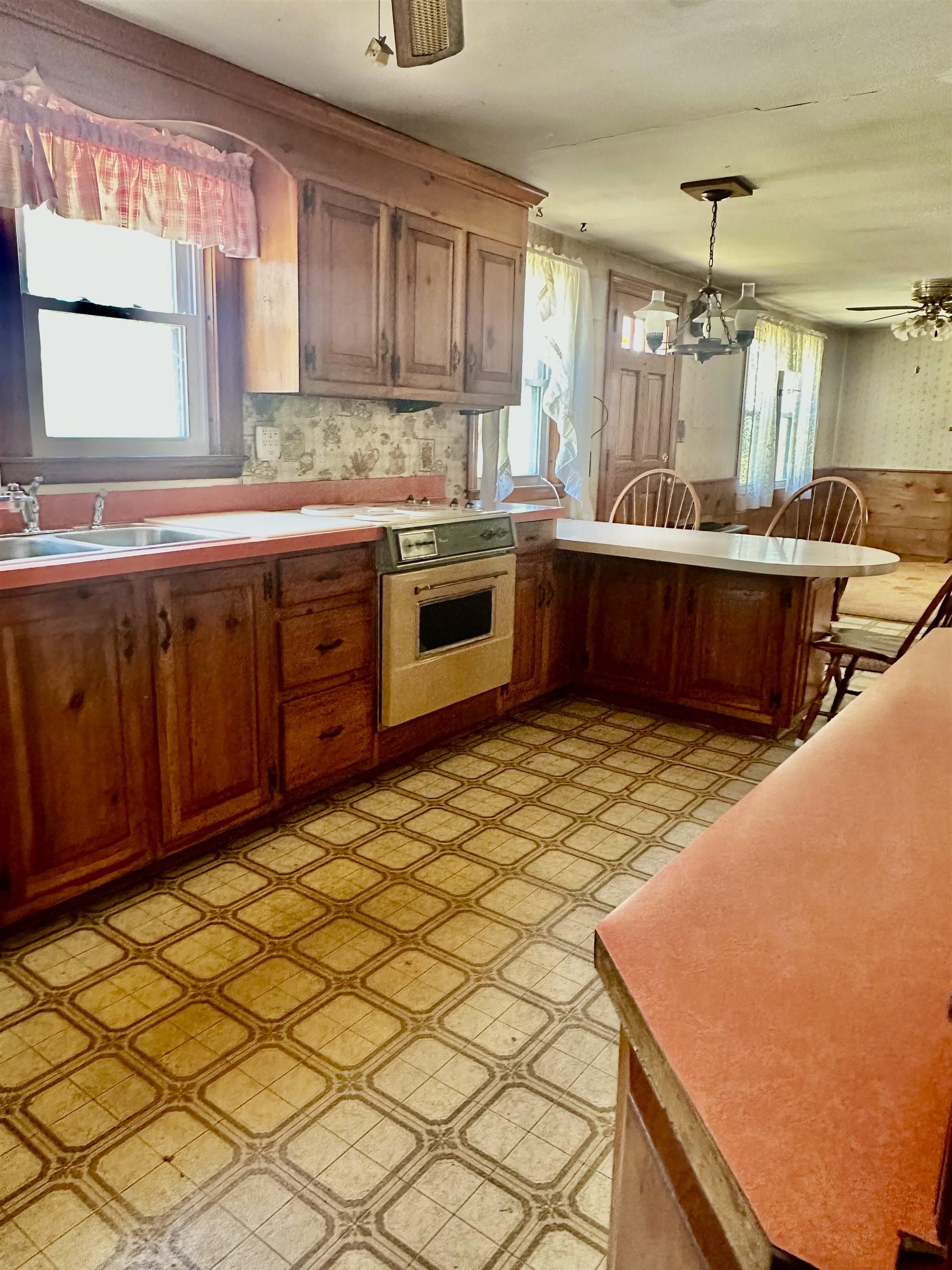 1188 Valley Road Property Photo 24
