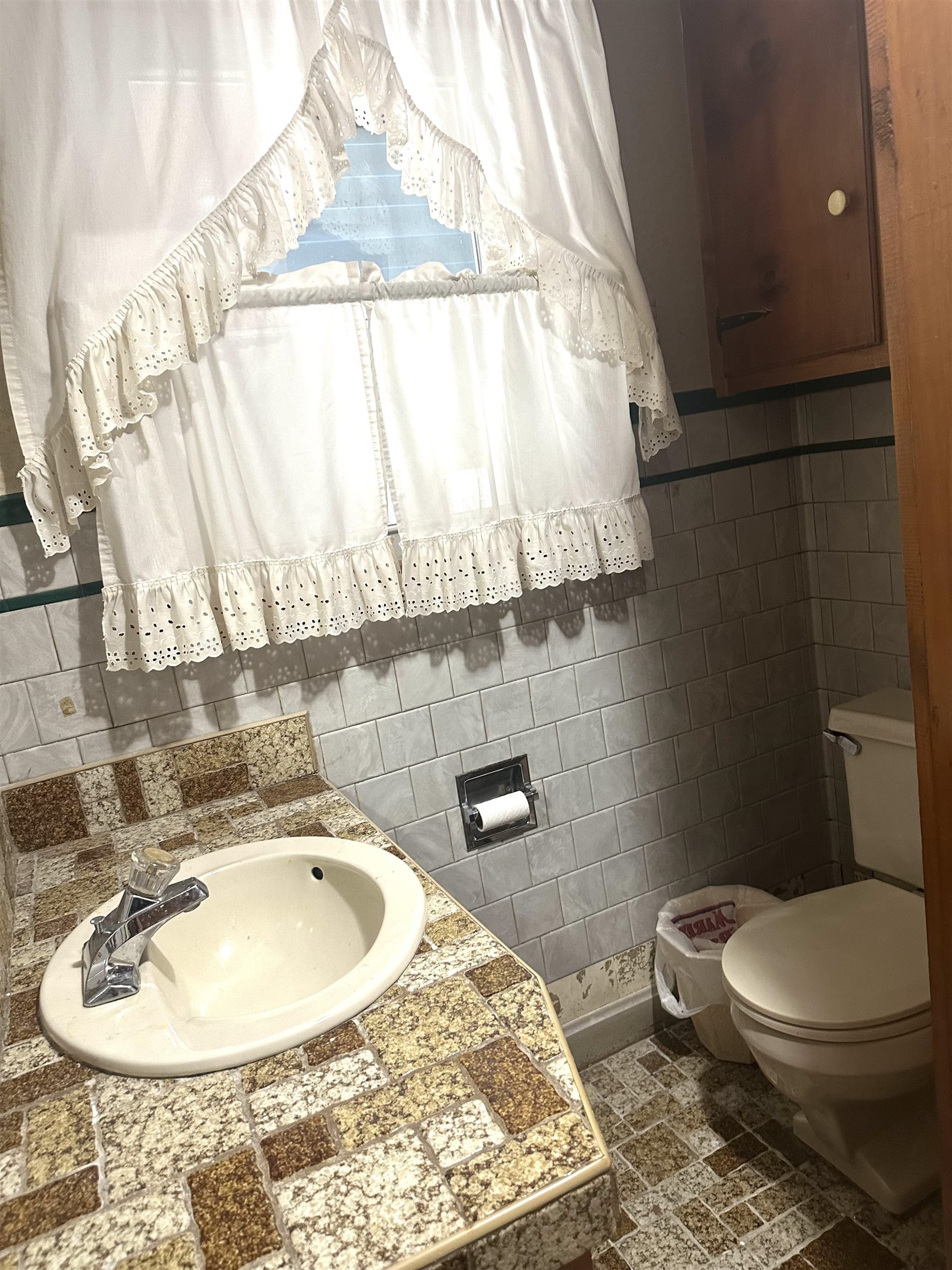 1188 Valley Road Property Photo 28