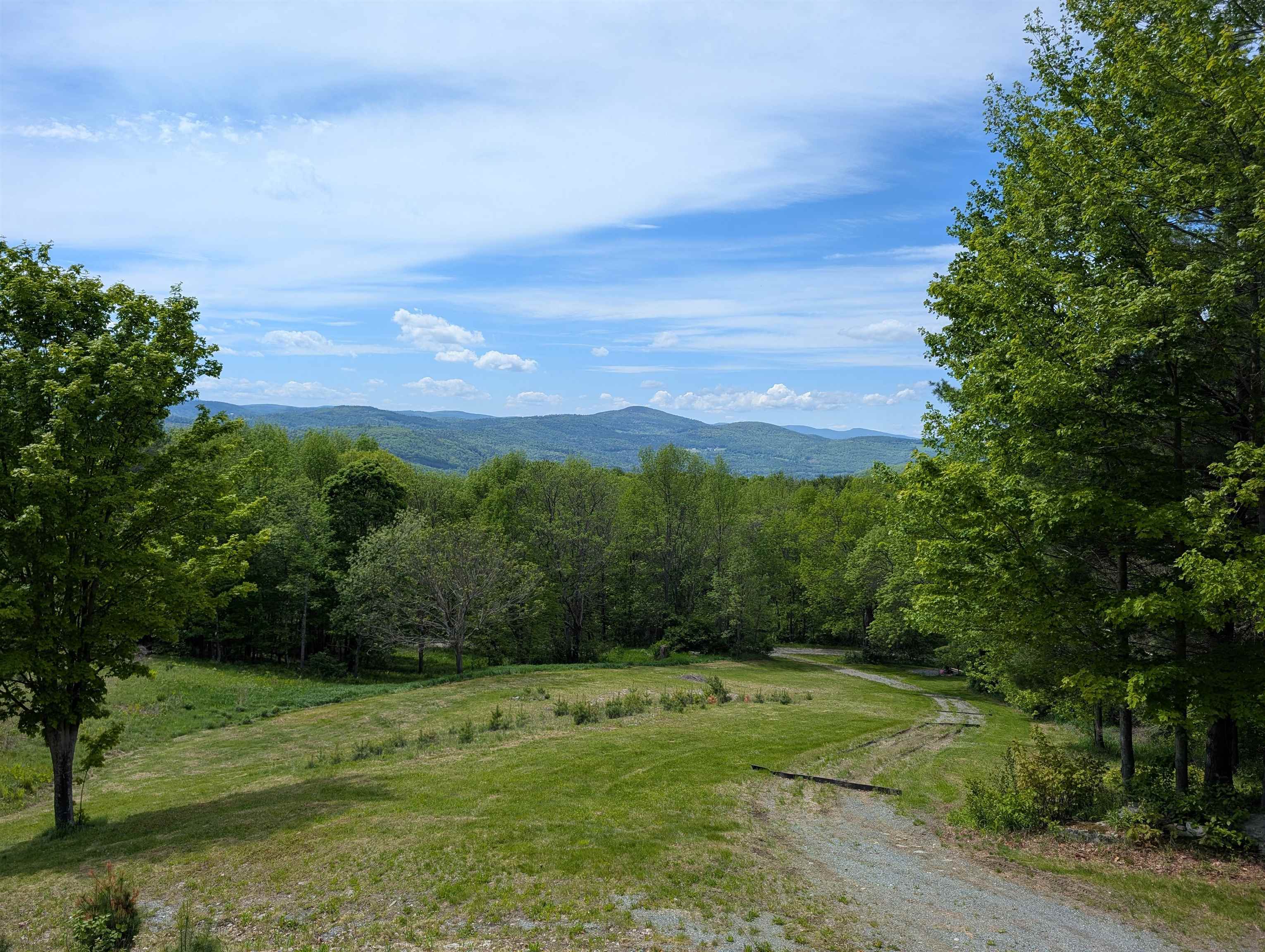 320 Hunt Mountain Road Property Photo 12