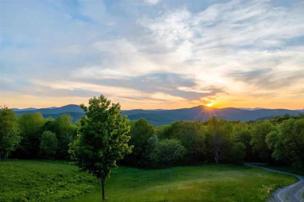 320 Hunt Mountain Road Property Photo 22