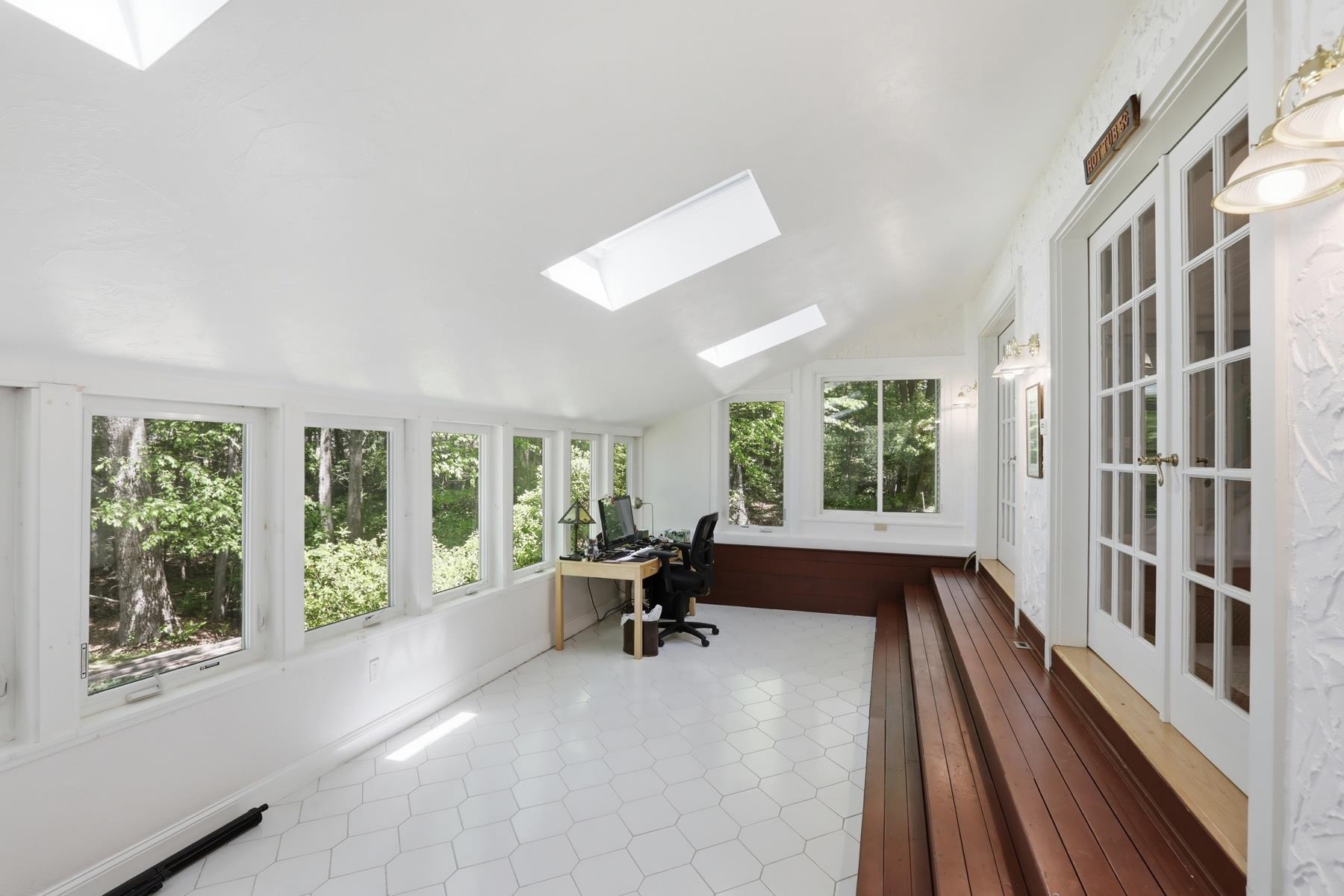 22 Hemlock Circle Property Photo 10