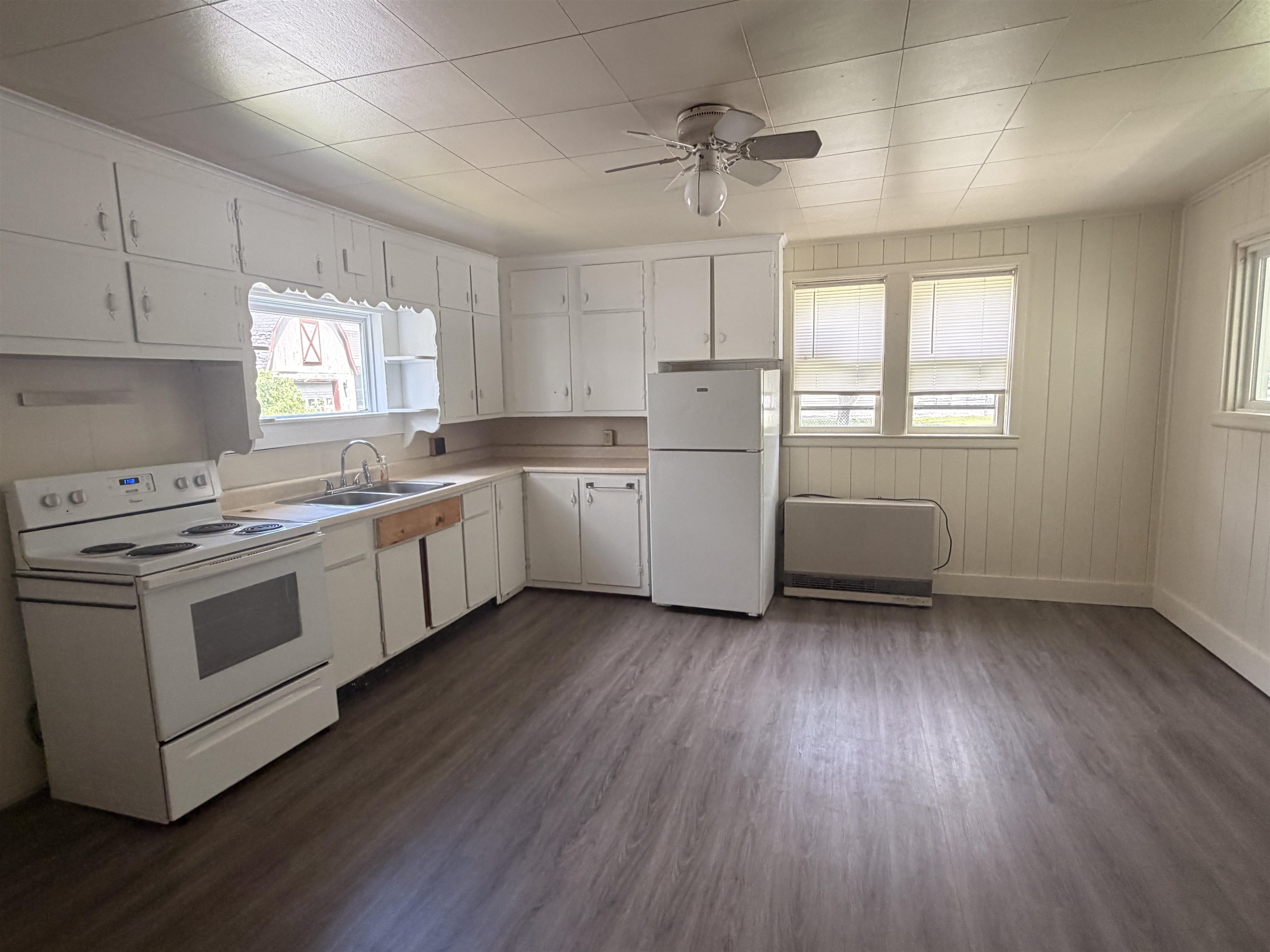 2 Plain Street Property Photo 13