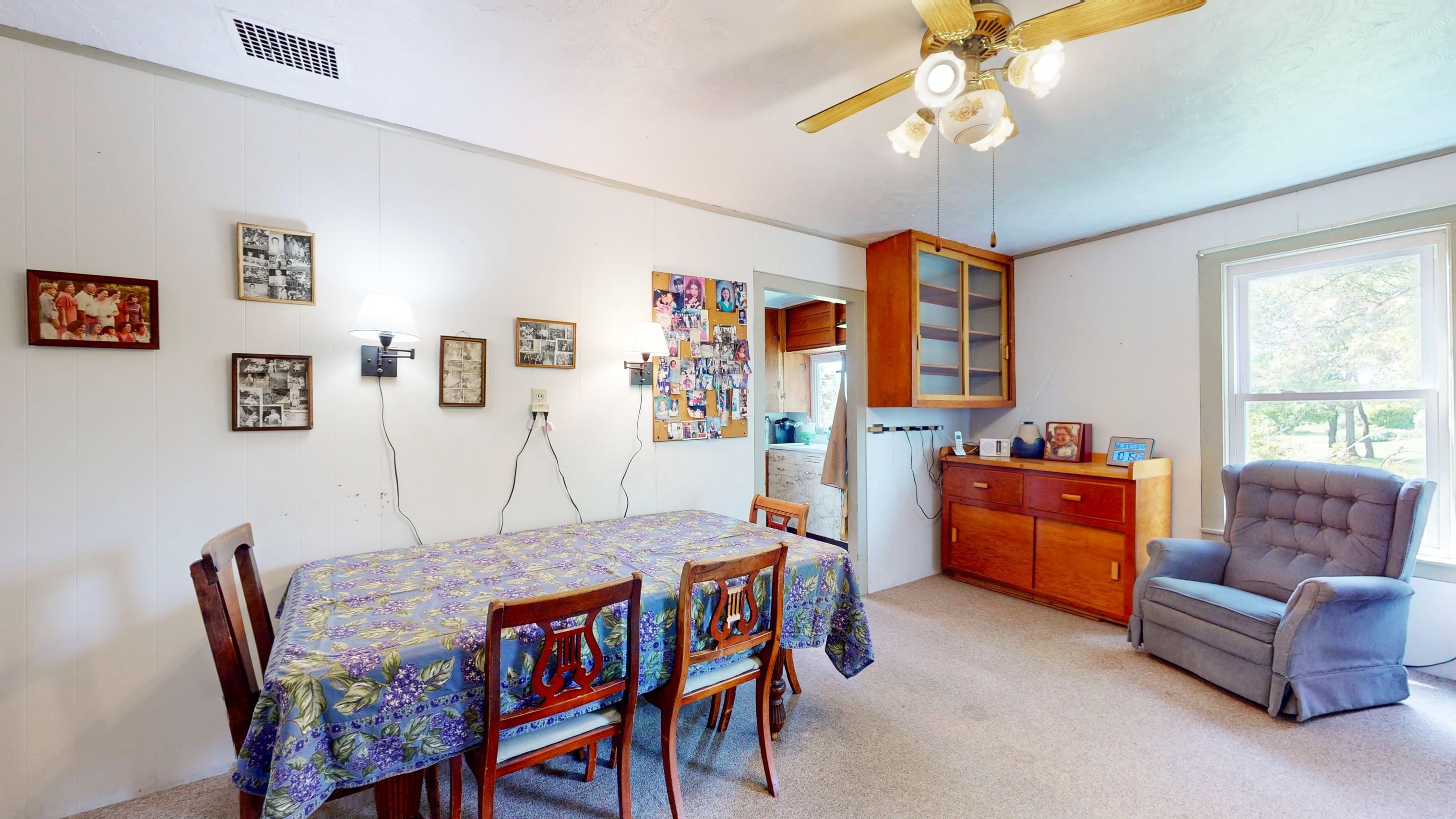 1703 Crown Point Road Property Photo 11