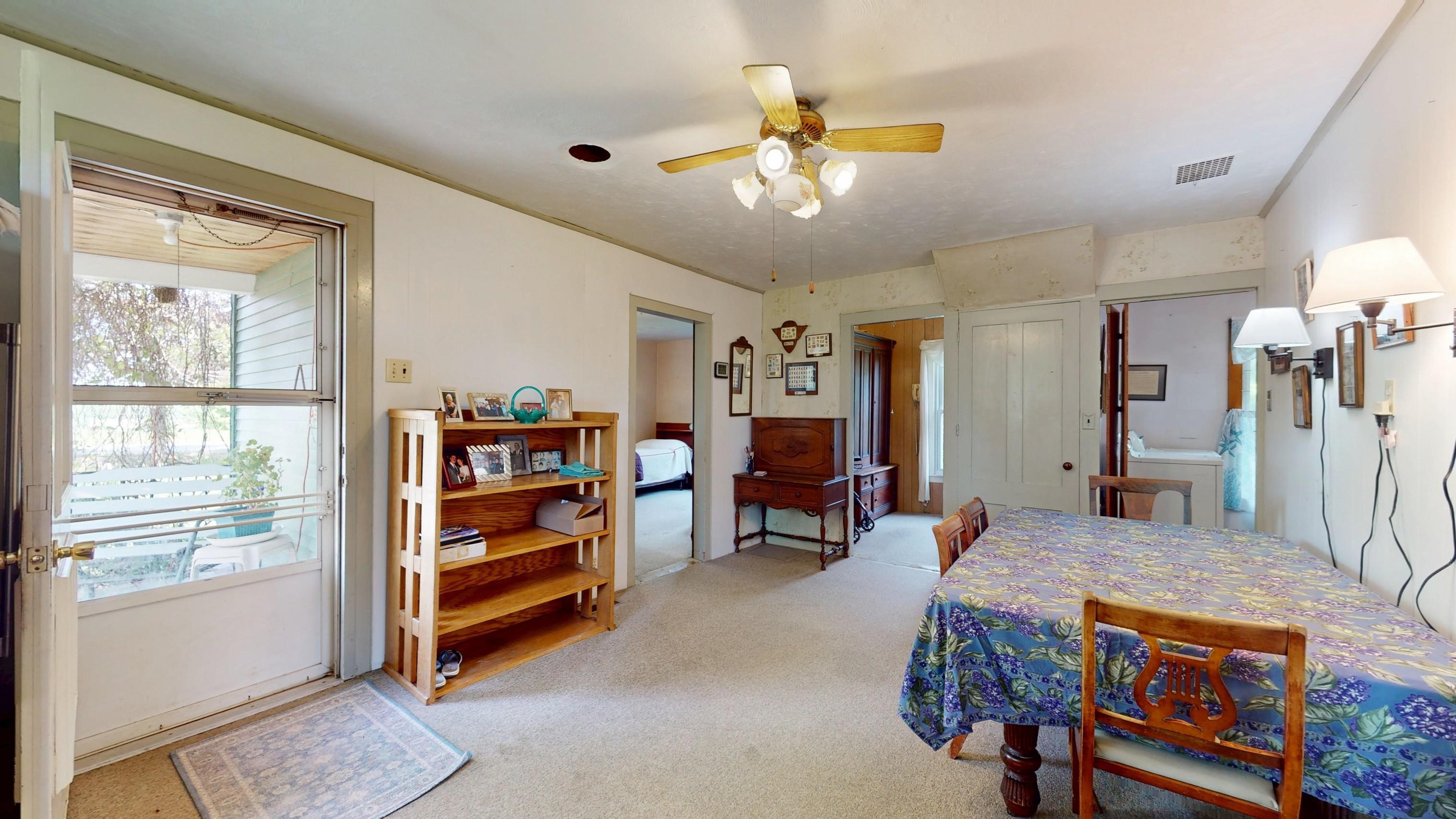 1703 Crown Point Road Property Photo 13