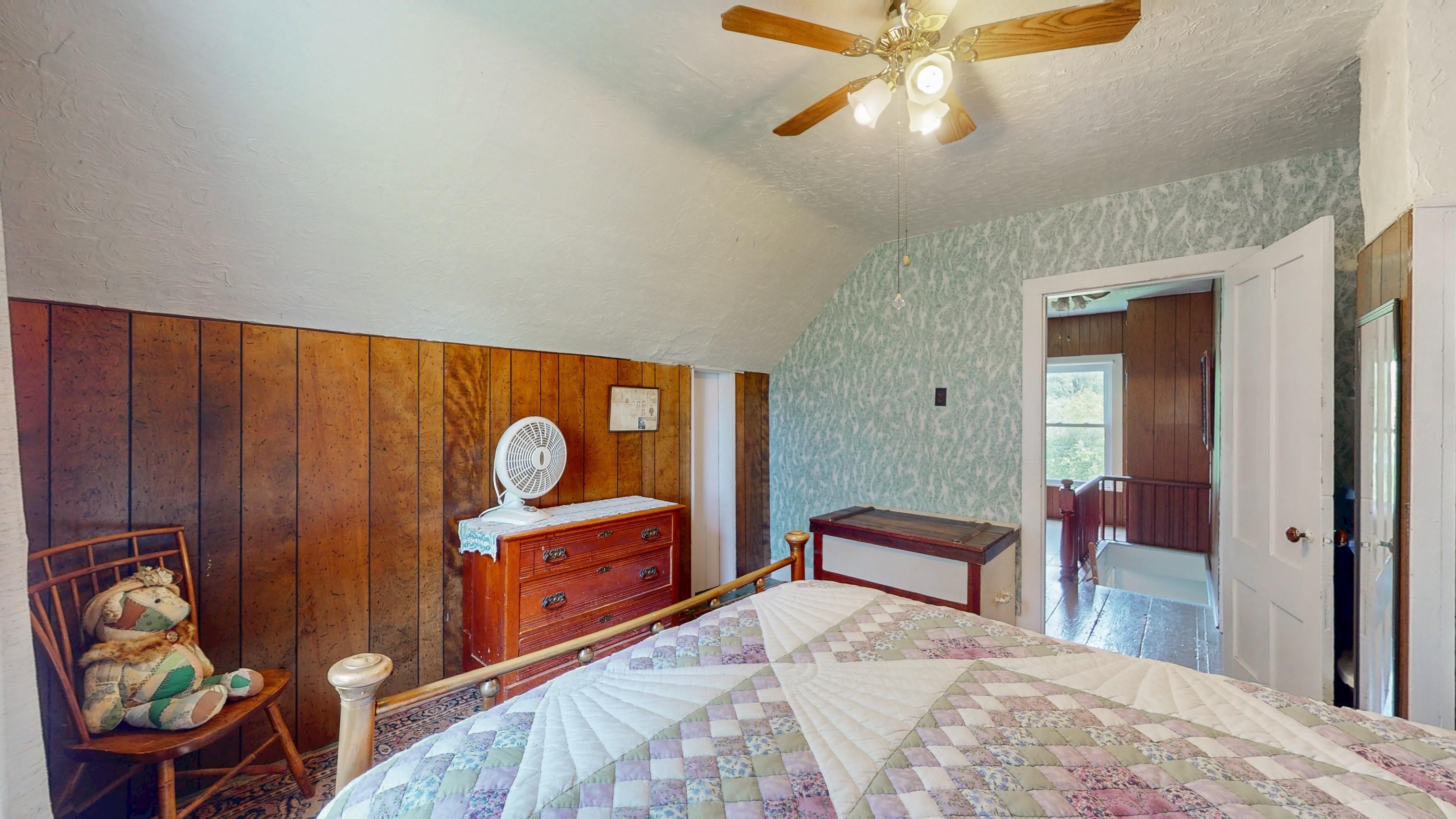 1703 Crown Point Road Property Photo 37