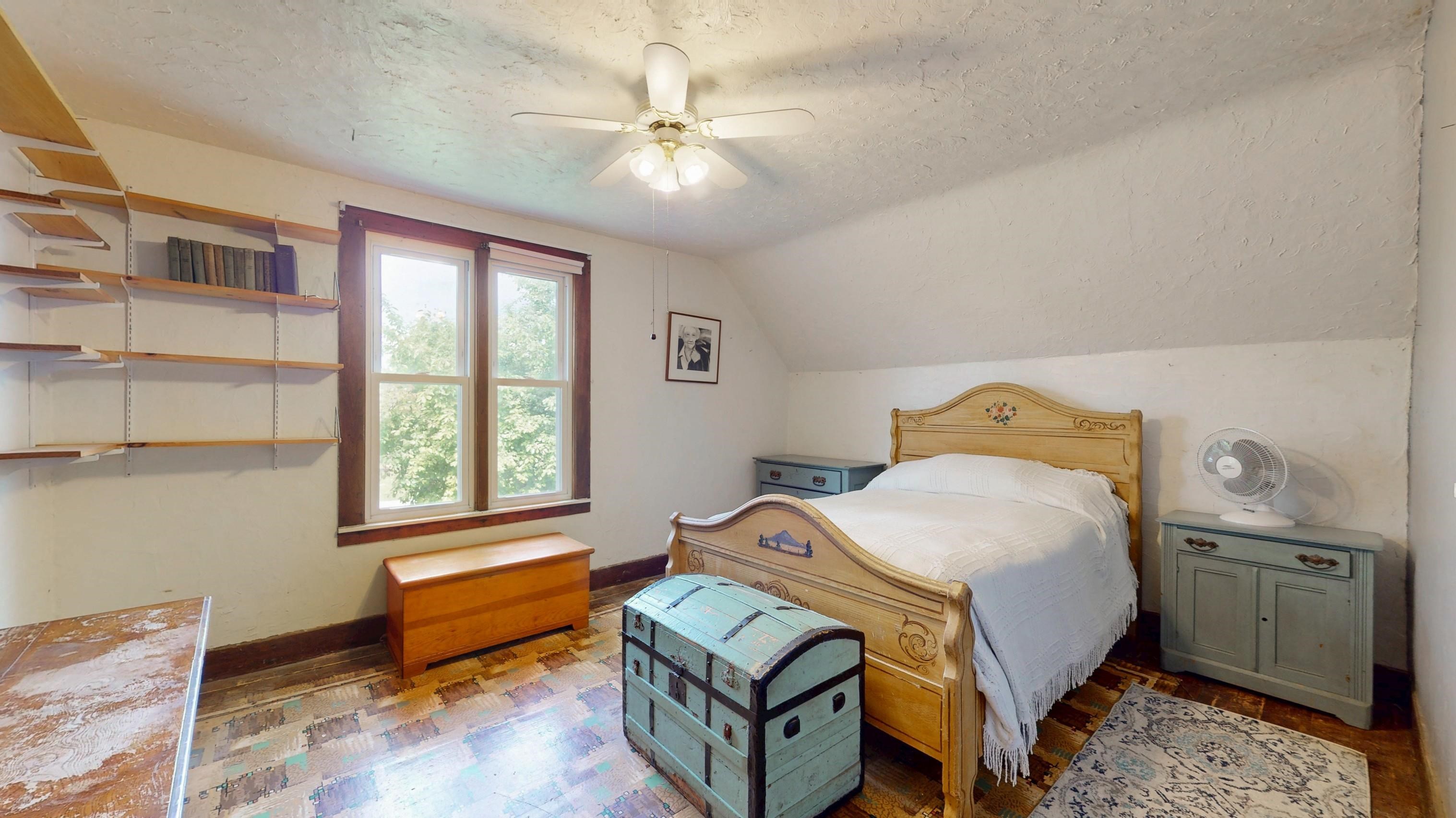 1703 Crown Point Road Property Photo 39