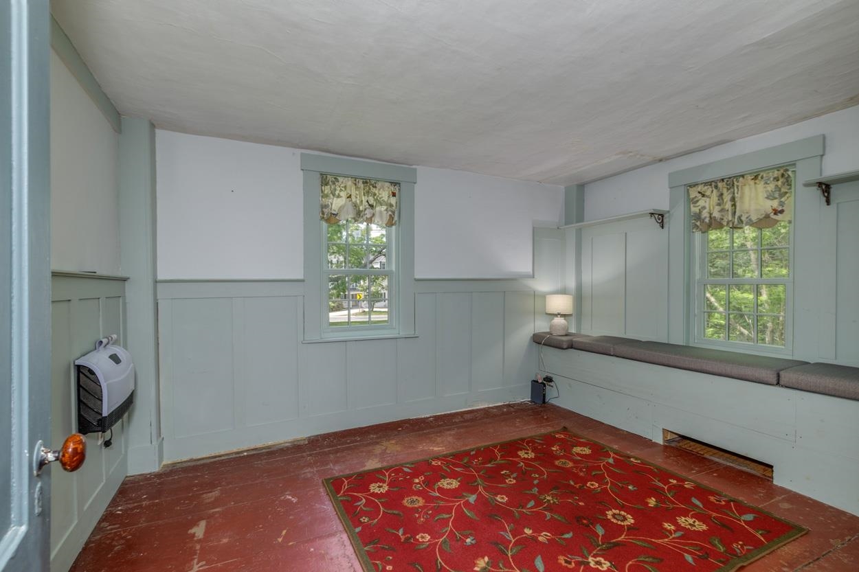 2 Raymond Road Property Photo 24