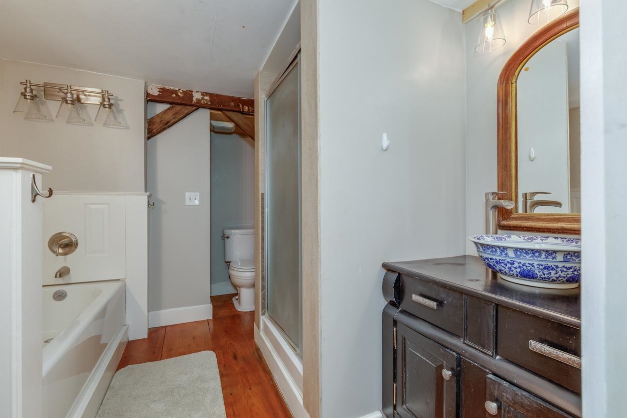 2 Raymond Road Property Photo 42