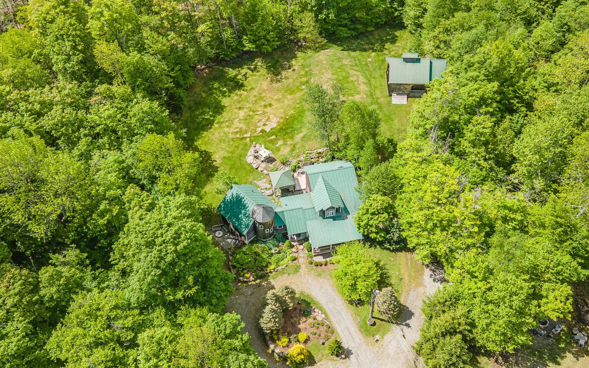 8 Twin Rocks Road Property Photo 27