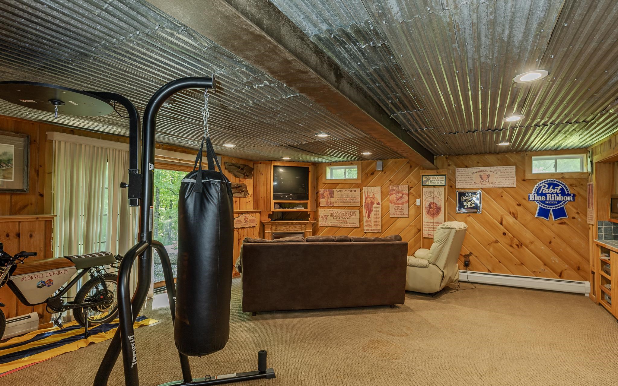 8 Twin Rocks Road Property Photo 46