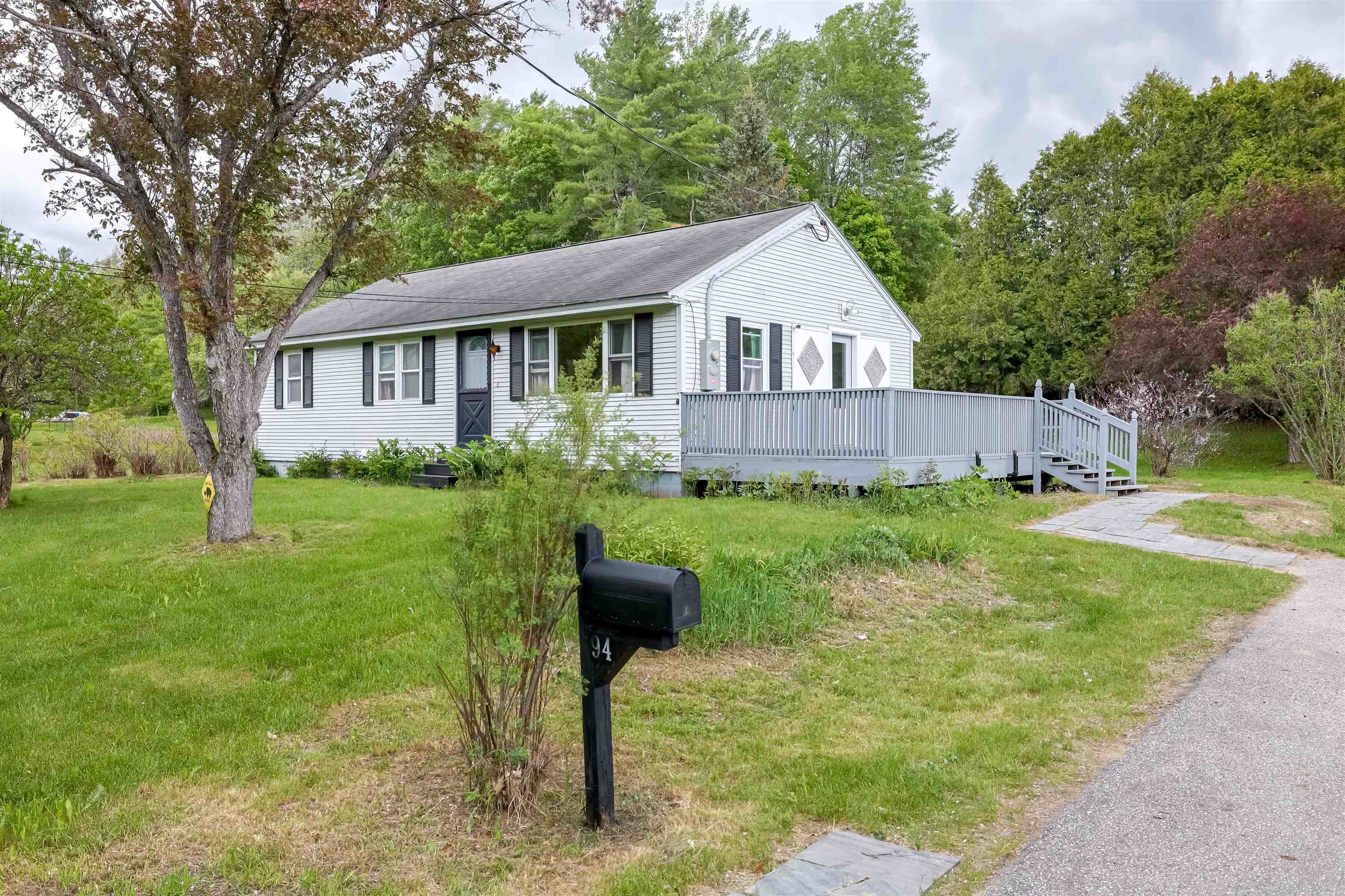 94 Hillside Avenue Property Photo 2