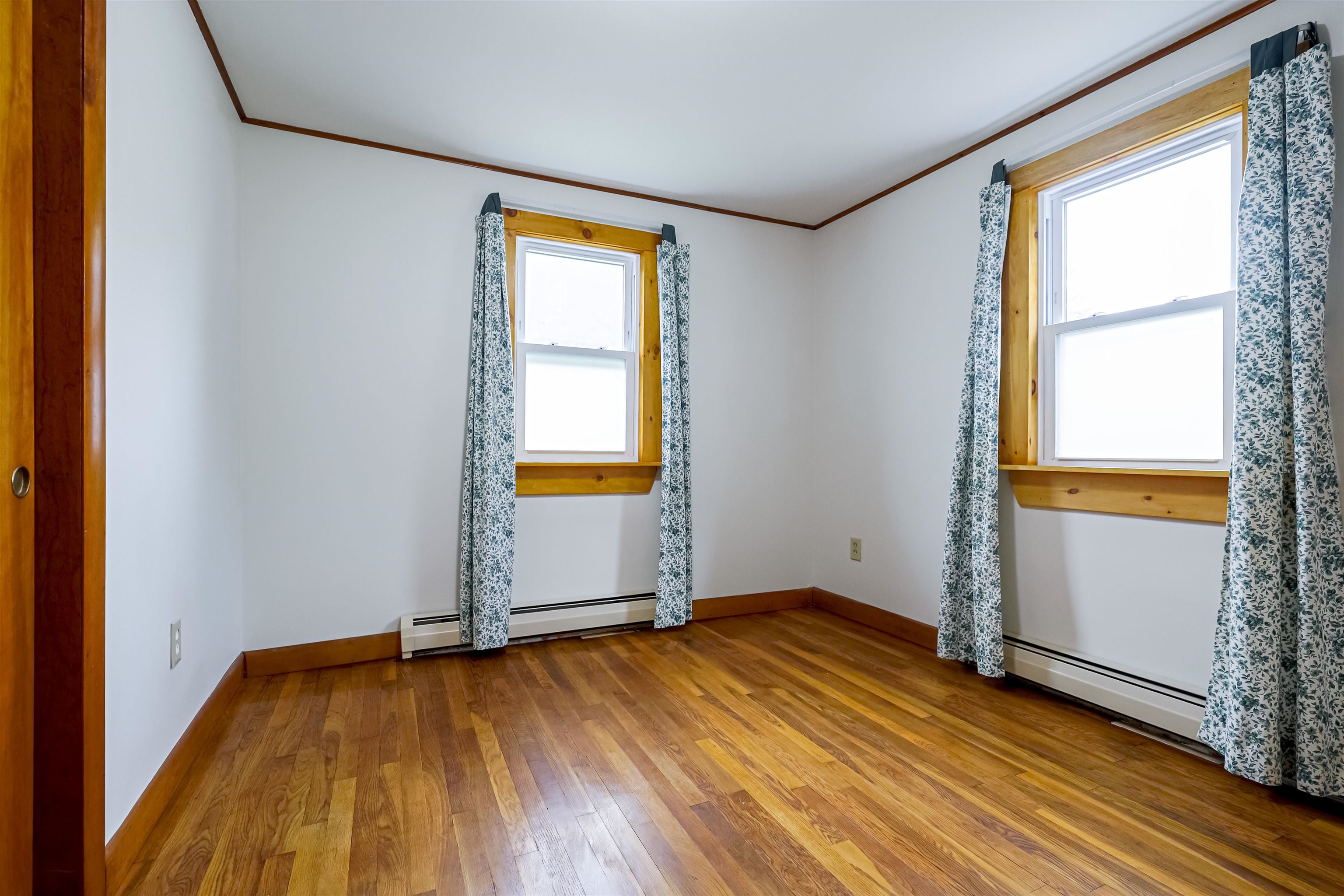 94 Hillside Avenue Property Photo 27