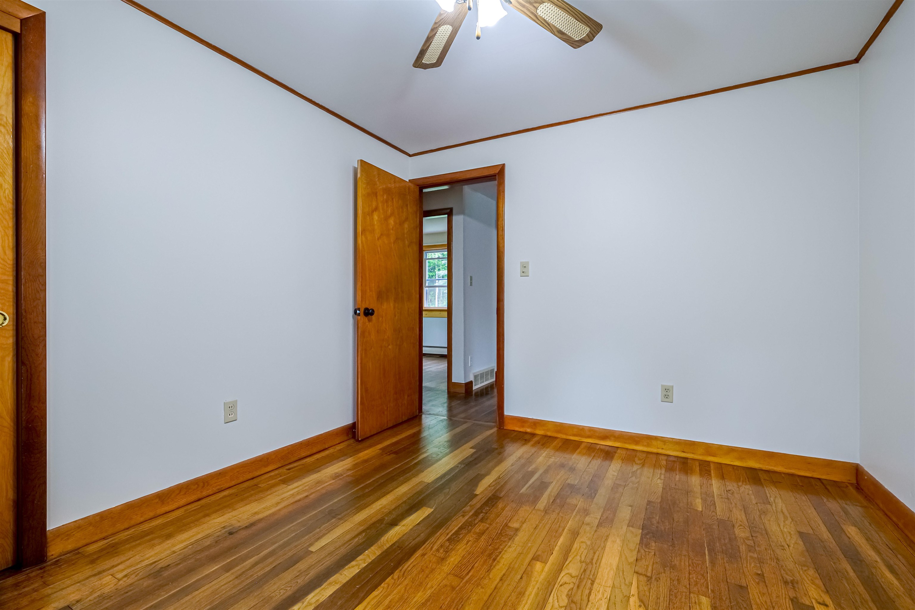 94 Hillside Avenue Property Photo 32