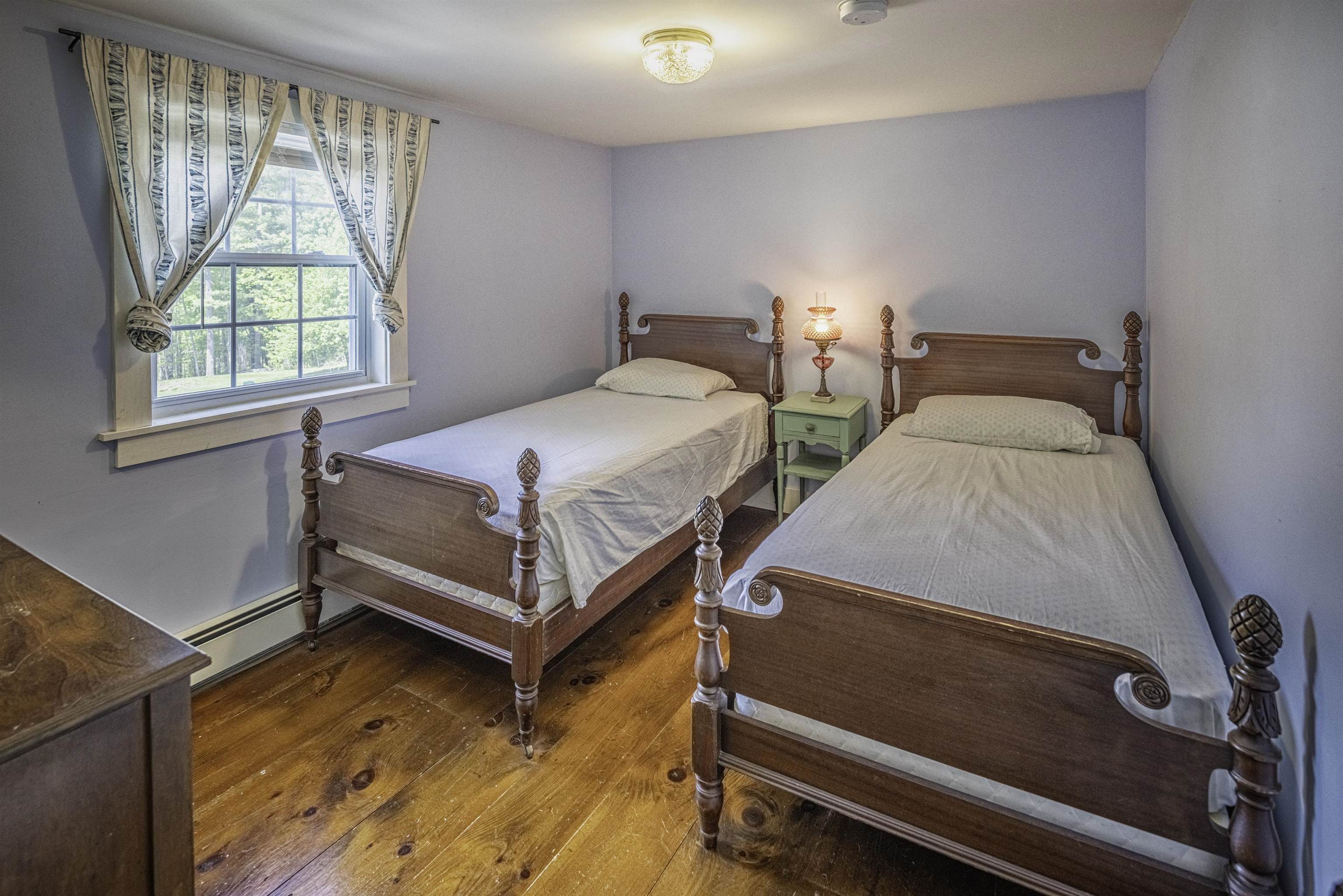 6 Chesley Street Property Photo 27