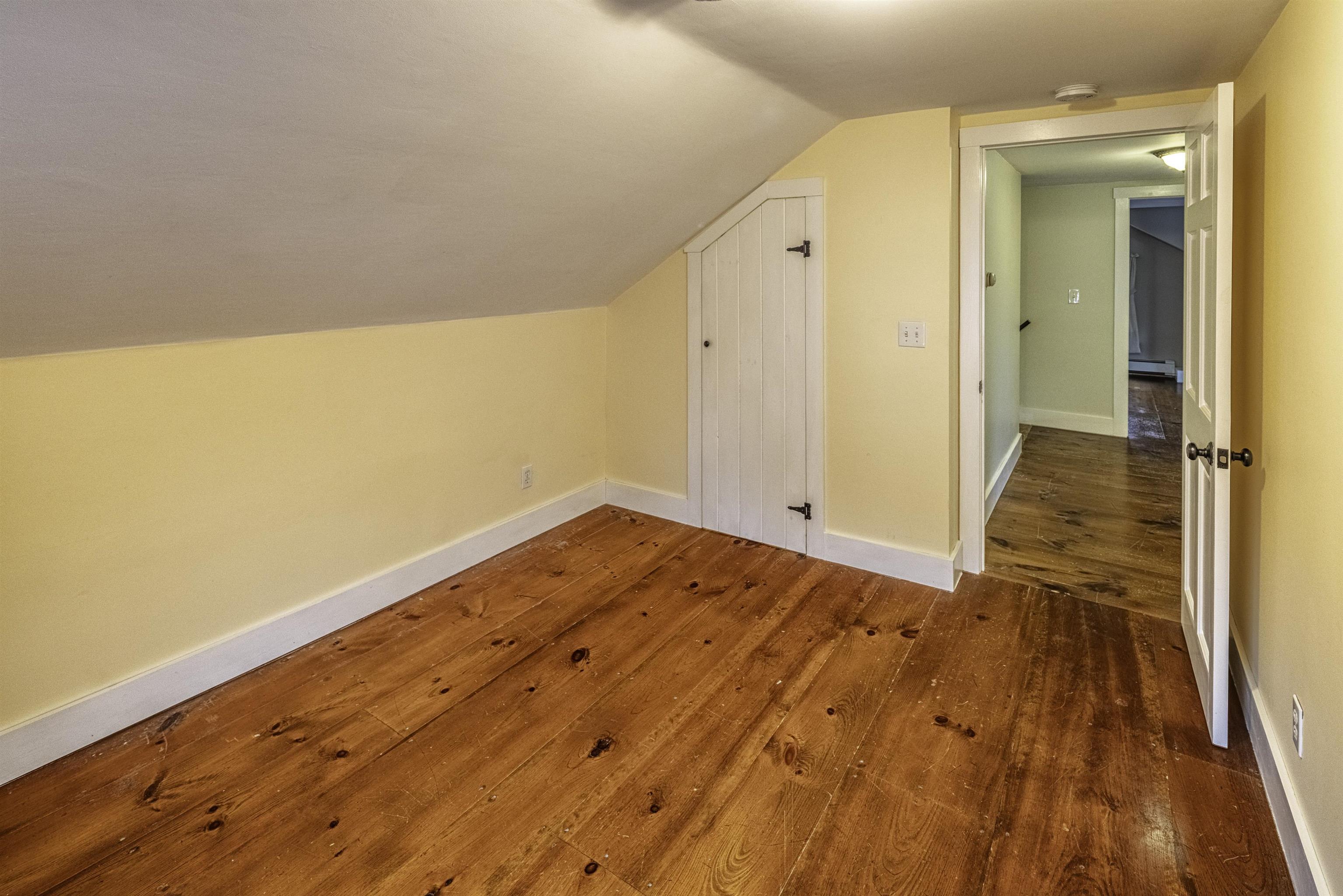 6 Chesley Street Property Photo 29
