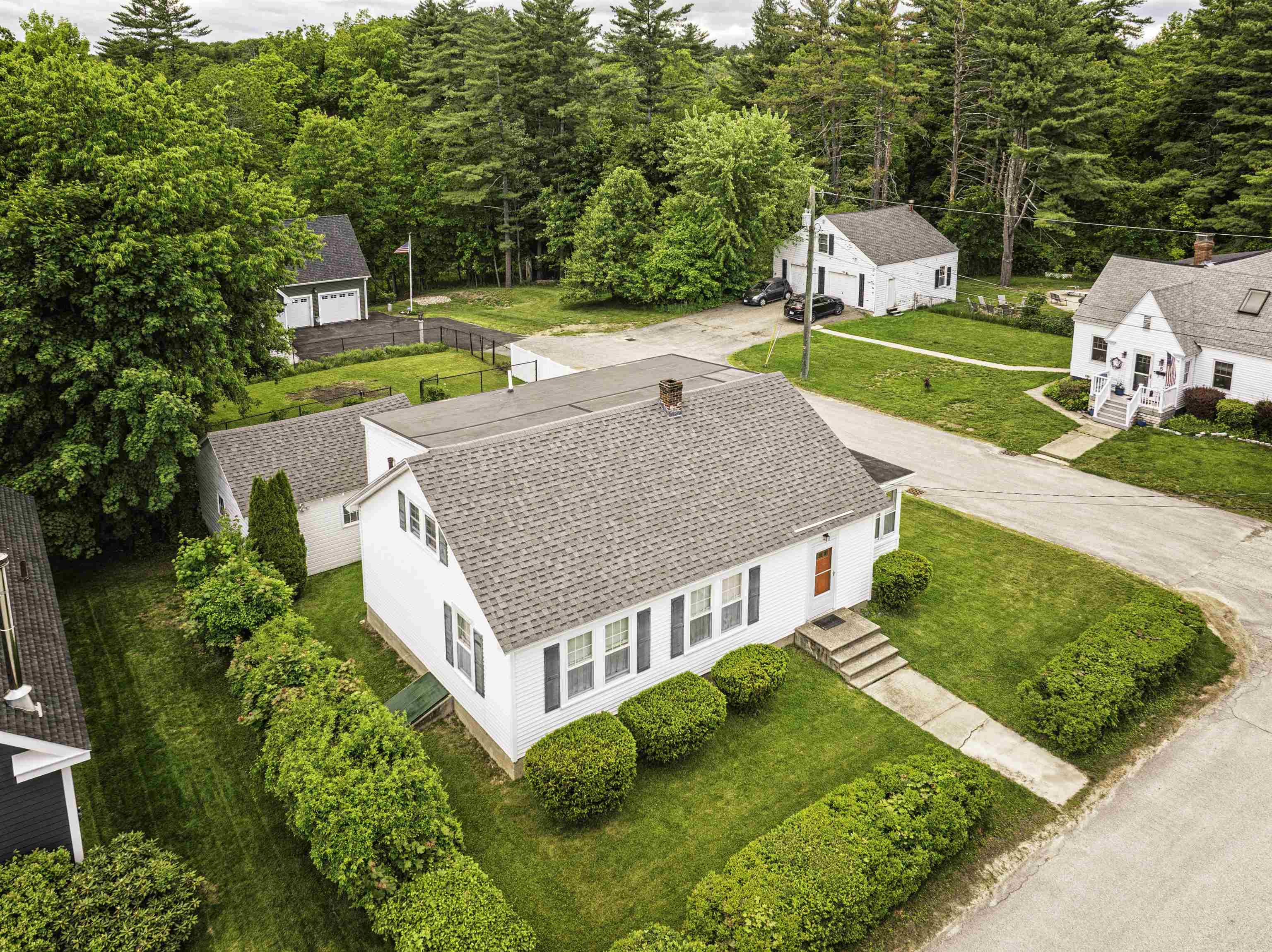 6 Chesley Street Property Photo 39