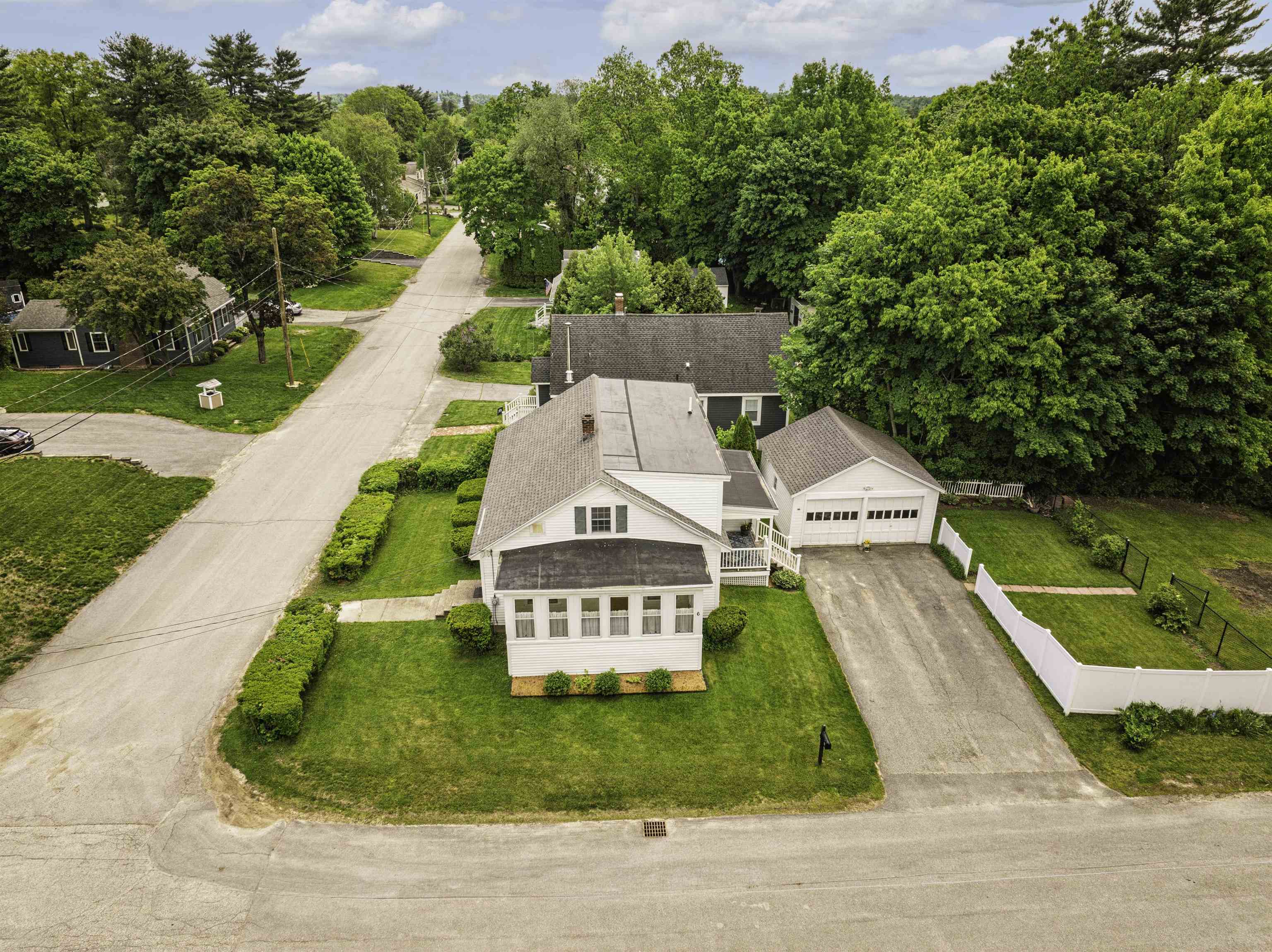 6 Chesley Street Property Photo 40