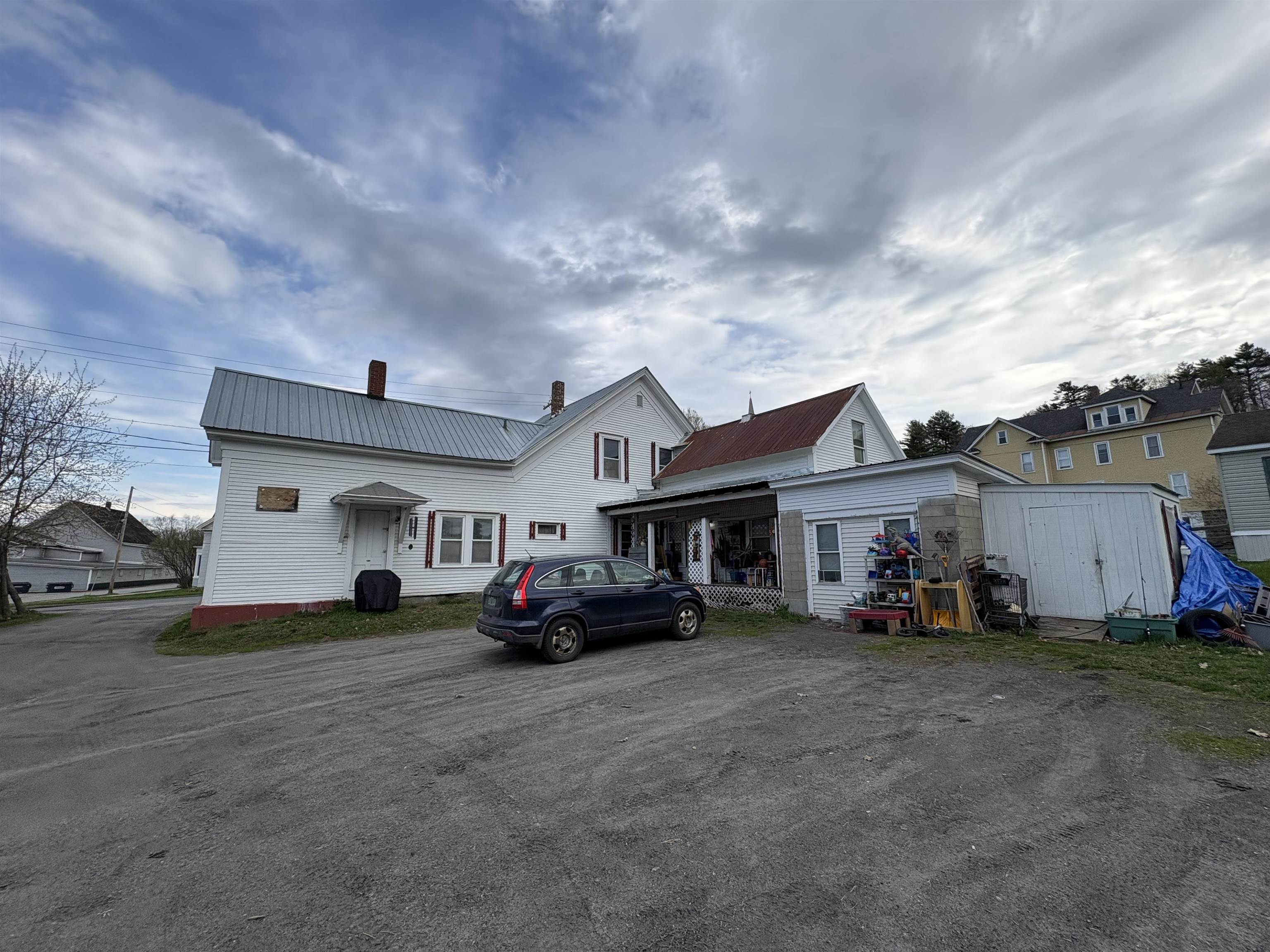 719 Hill Street Property Photo 4