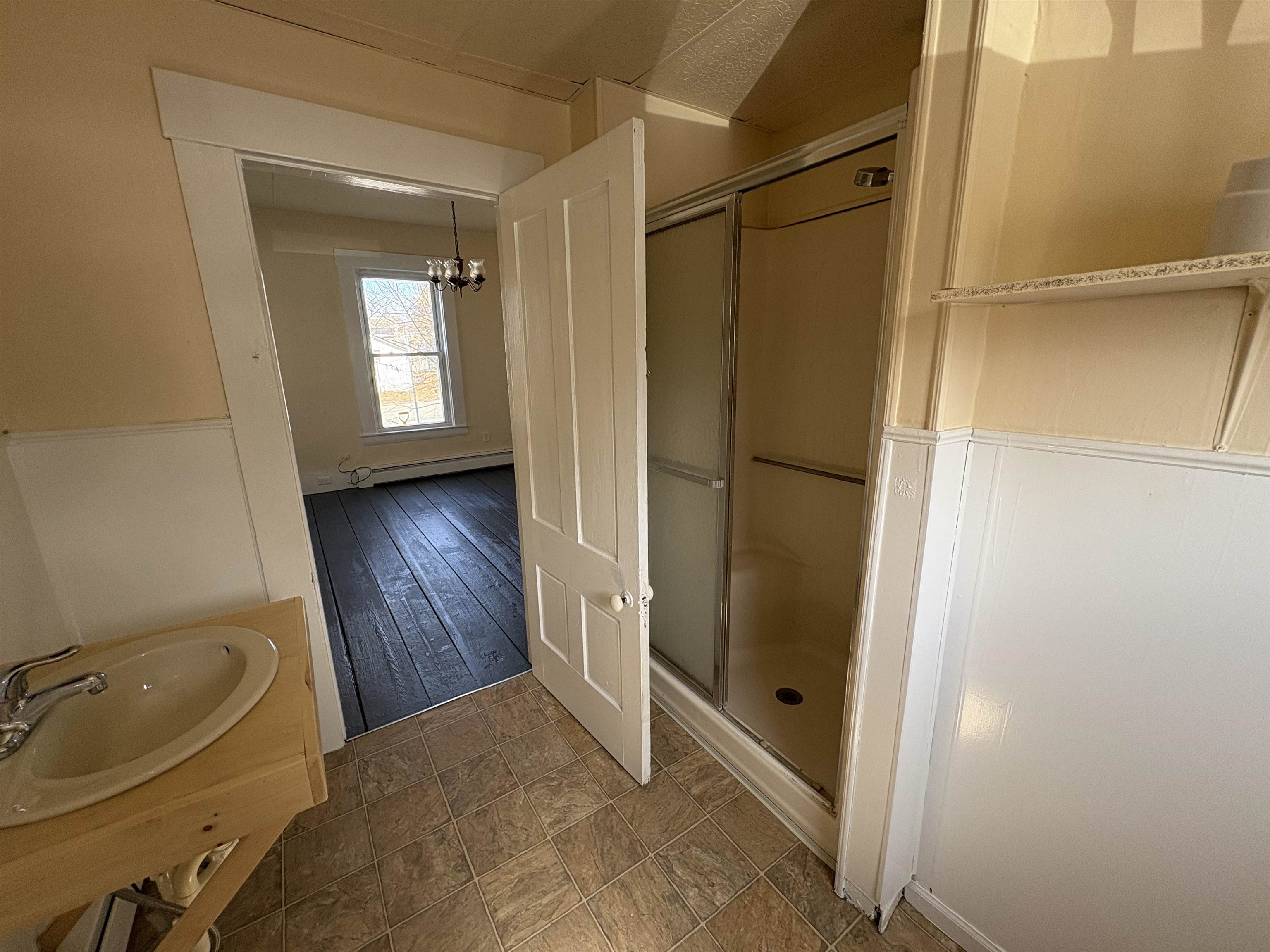 719 Hill Street Property Photo 10
