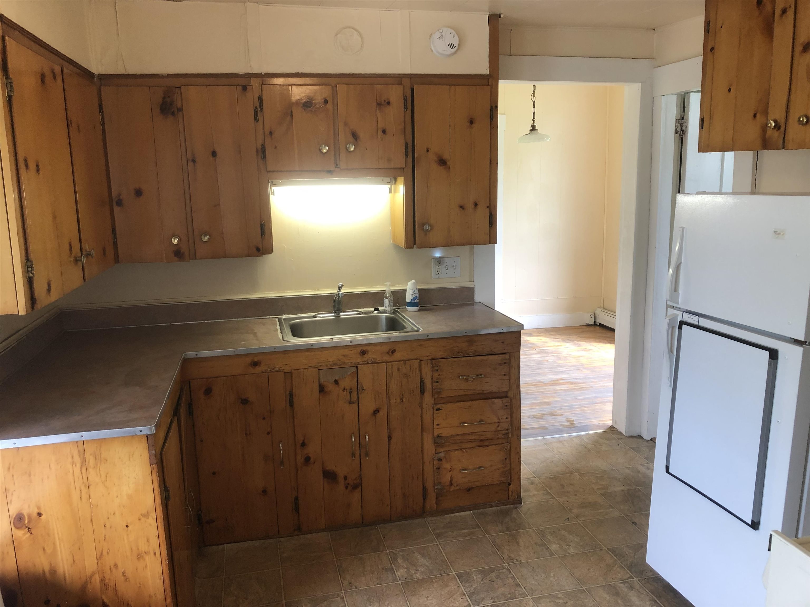 719 Hill Street Property Photo 23