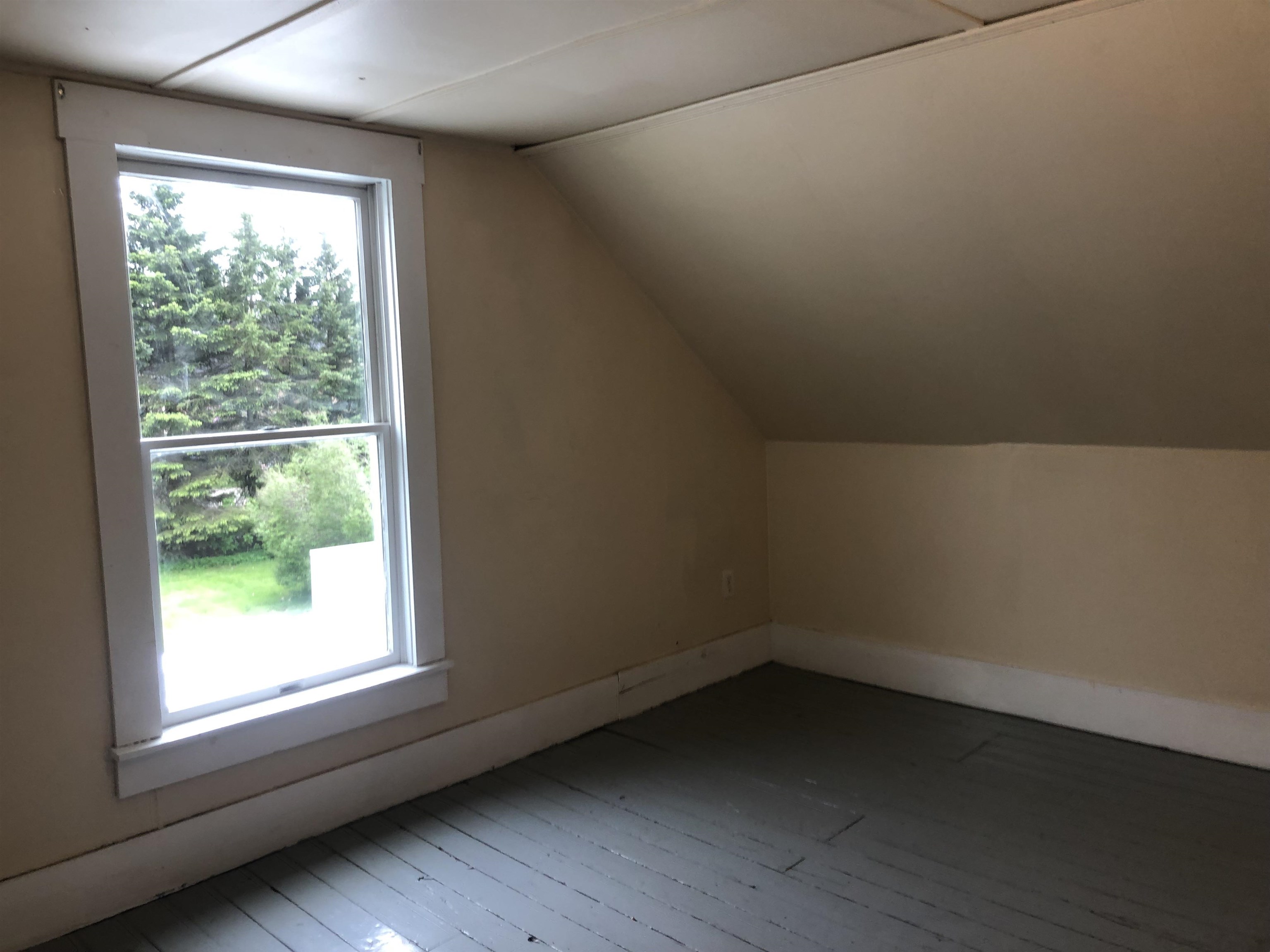 719 Hill Street Property Photo 25