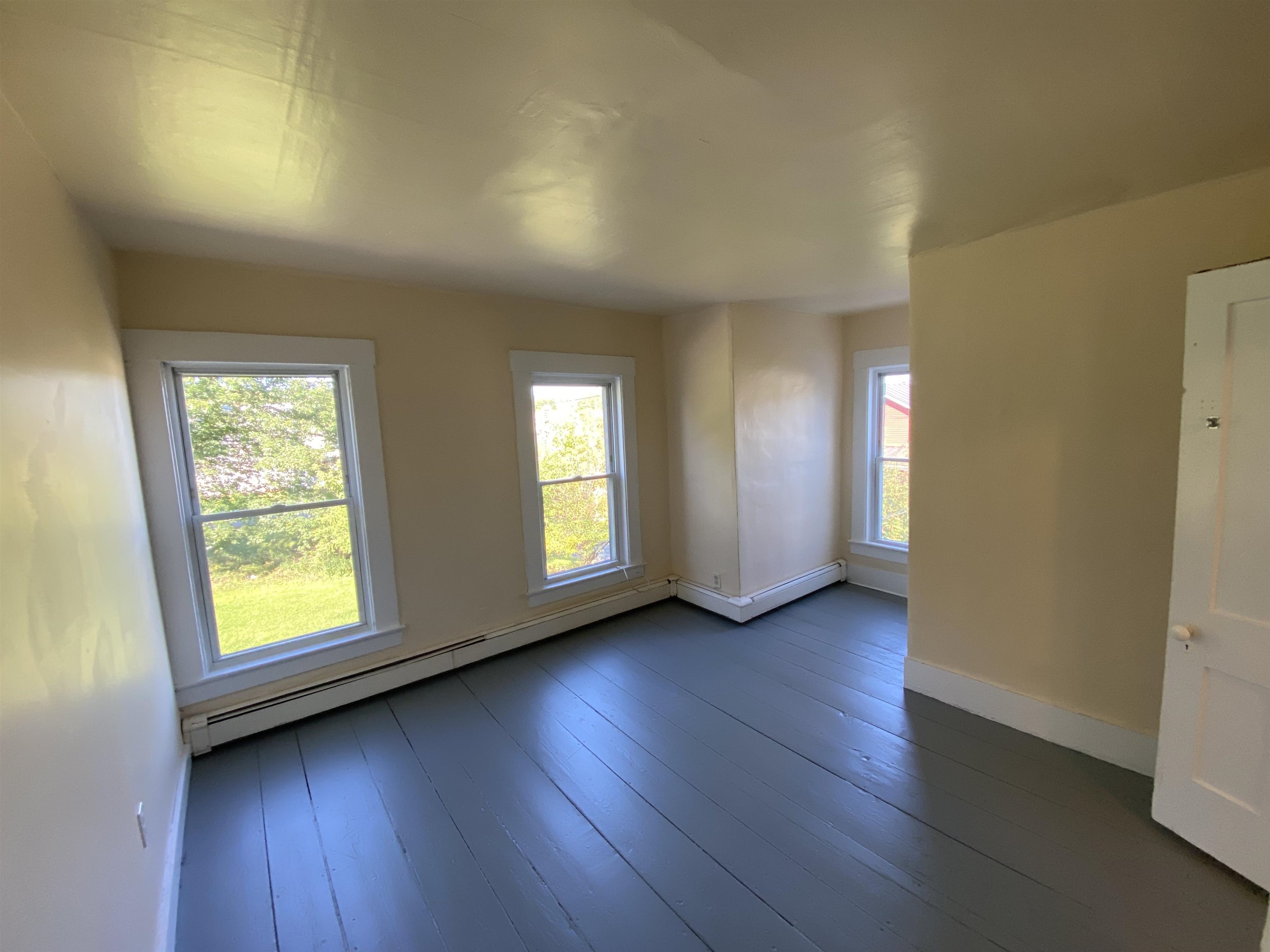 731 Hill Street Property Photo 7