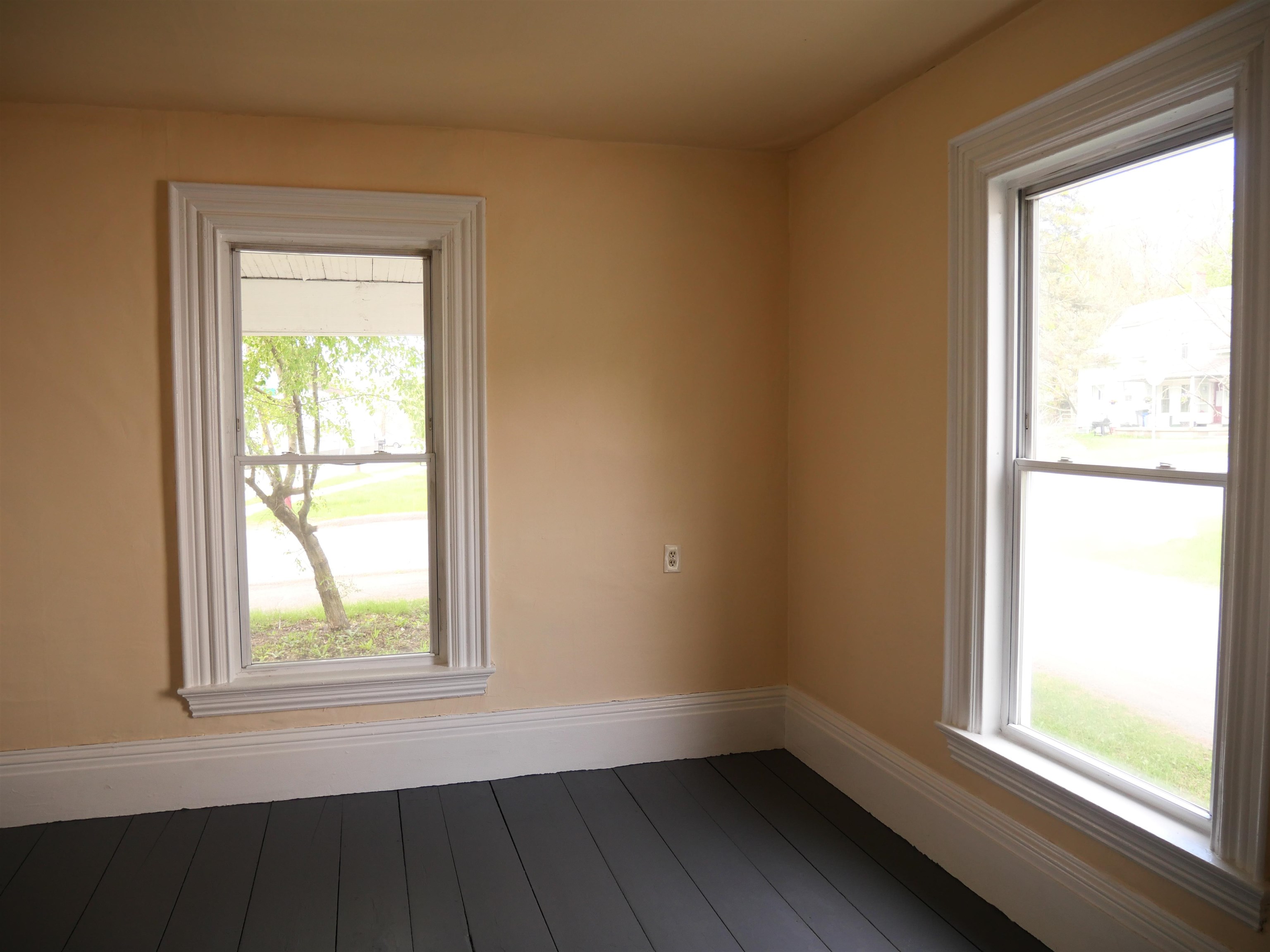 731 Hill Street Property Photo 14
