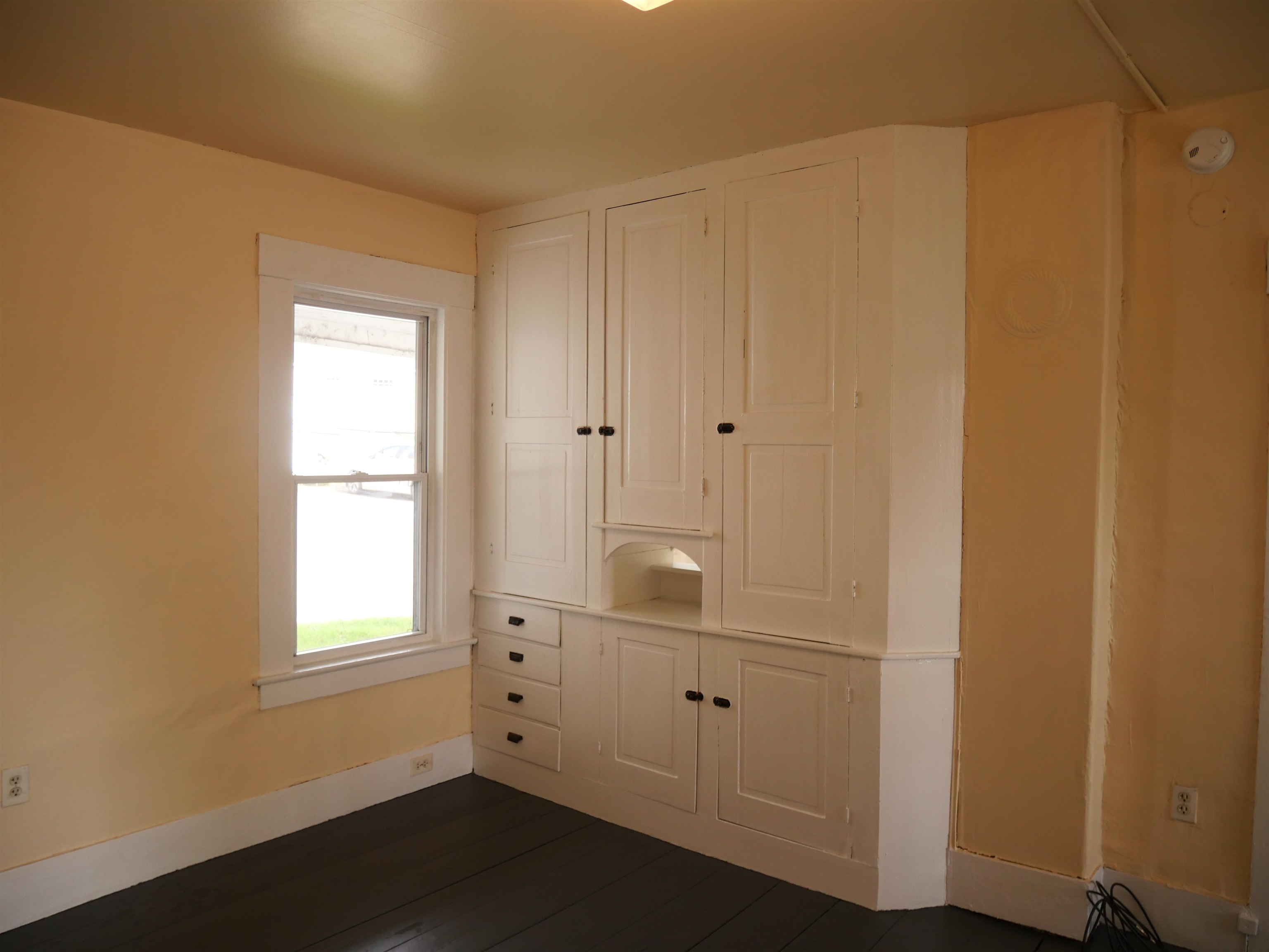 731 Hill Street Property Photo 17