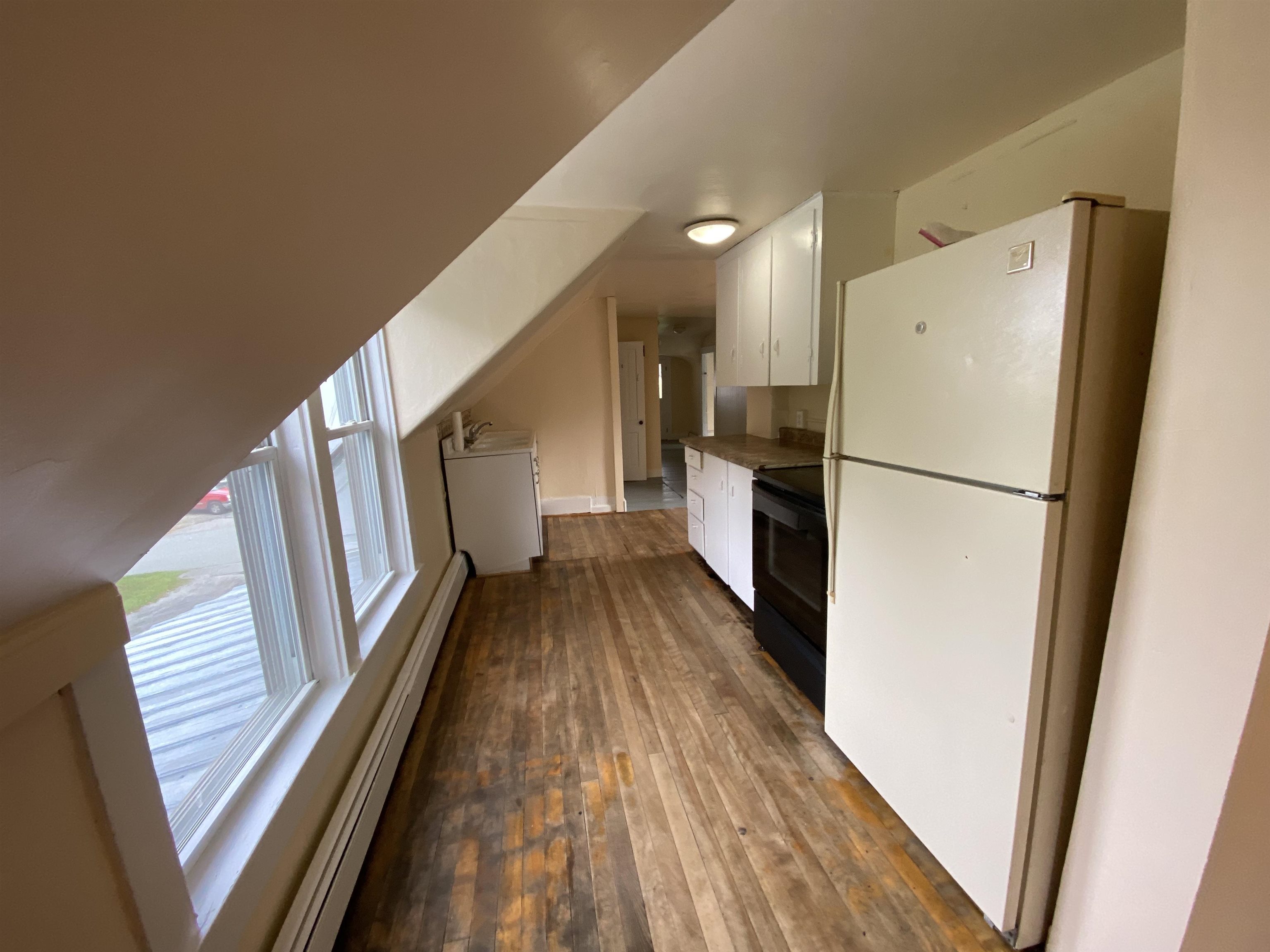 731 Hill Street Property Photo 25