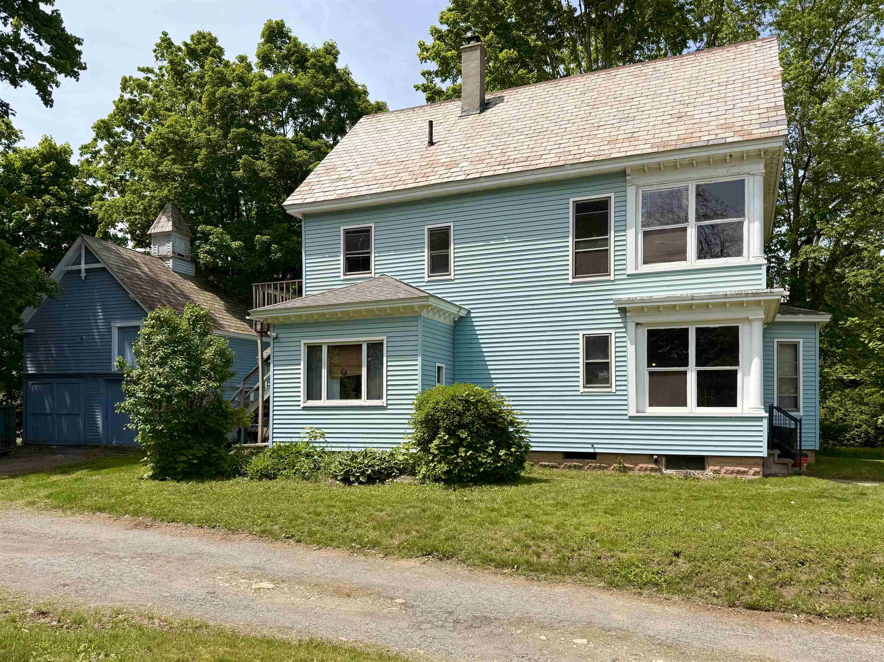 50 Oak Grove Avenue Property Photo 2