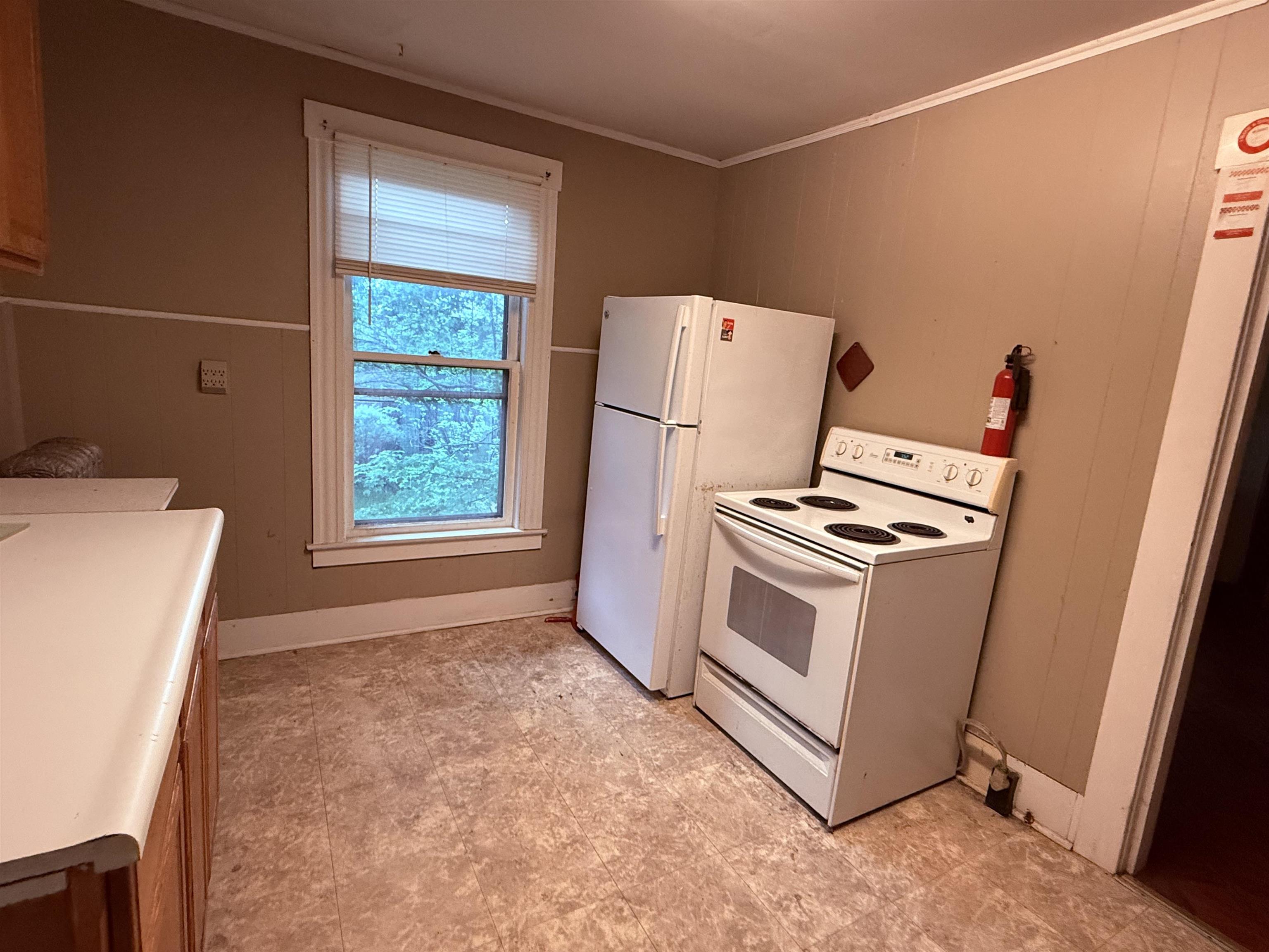 50 Oak Grove Avenue Property Photo 16