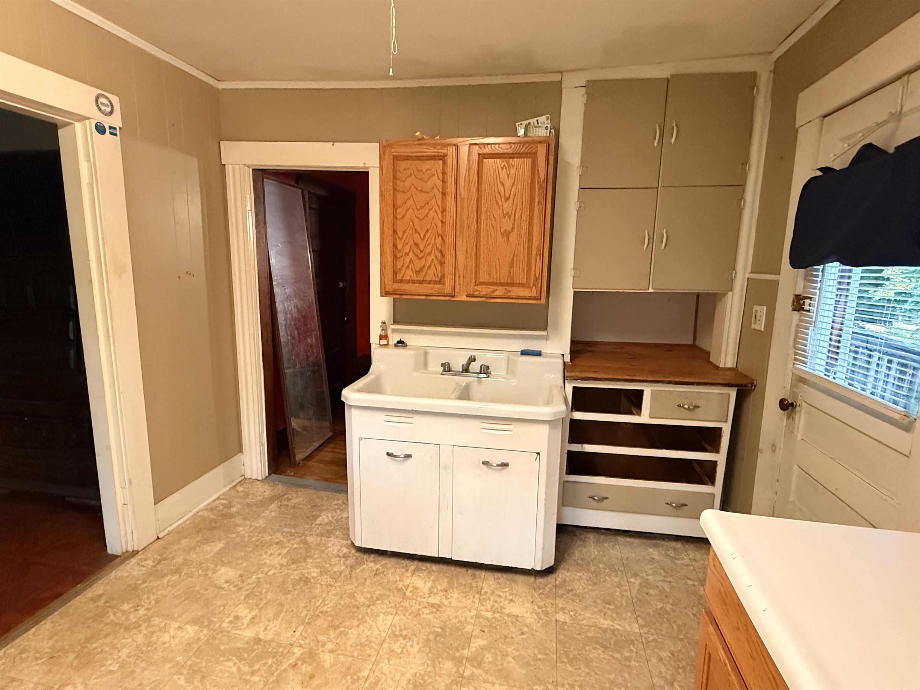 50 Oak Grove Avenue Property Photo 17