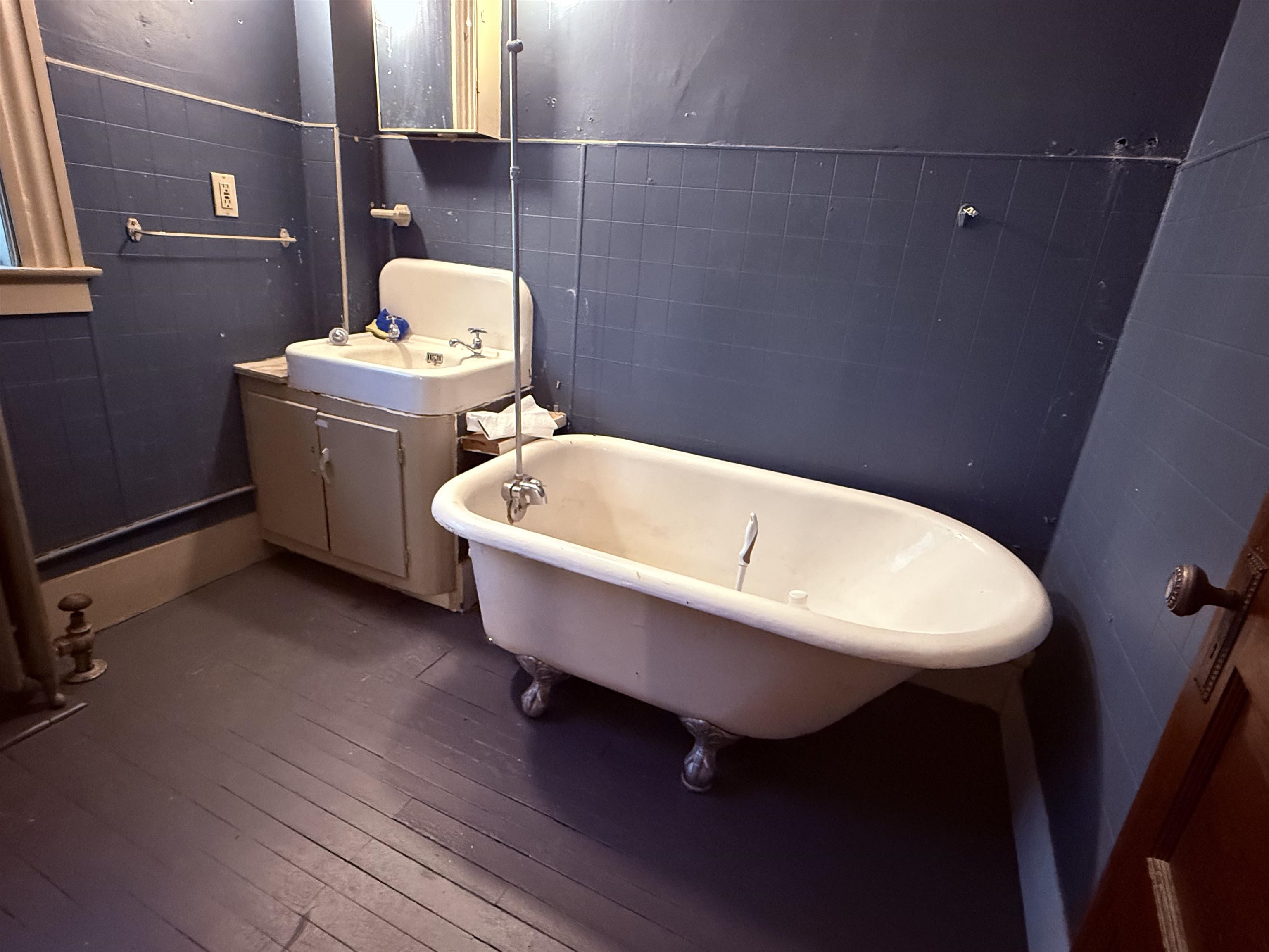 50 Oak Grove Avenue Property Photo 18