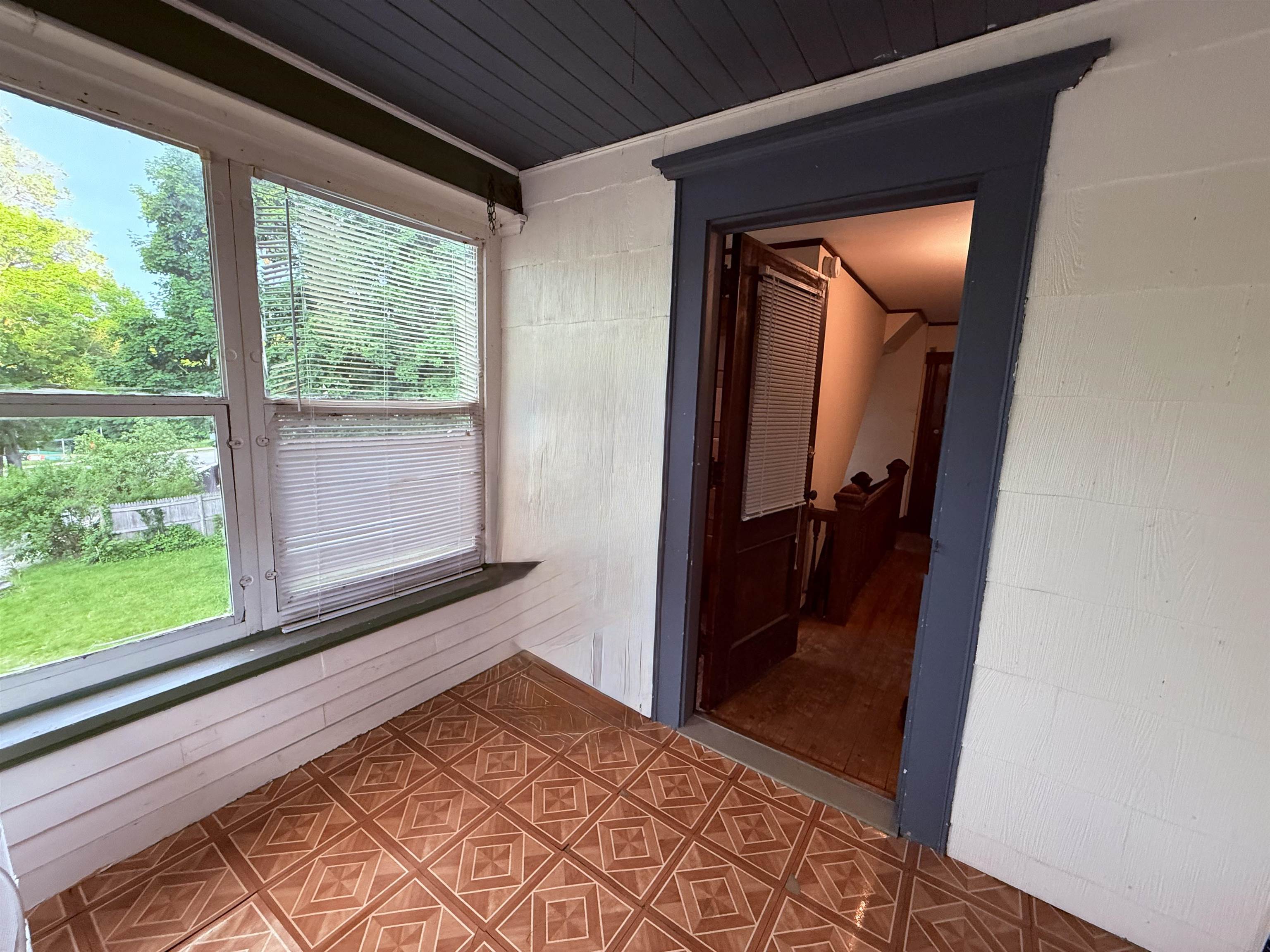 50 Oak Grove Avenue Property Photo 24