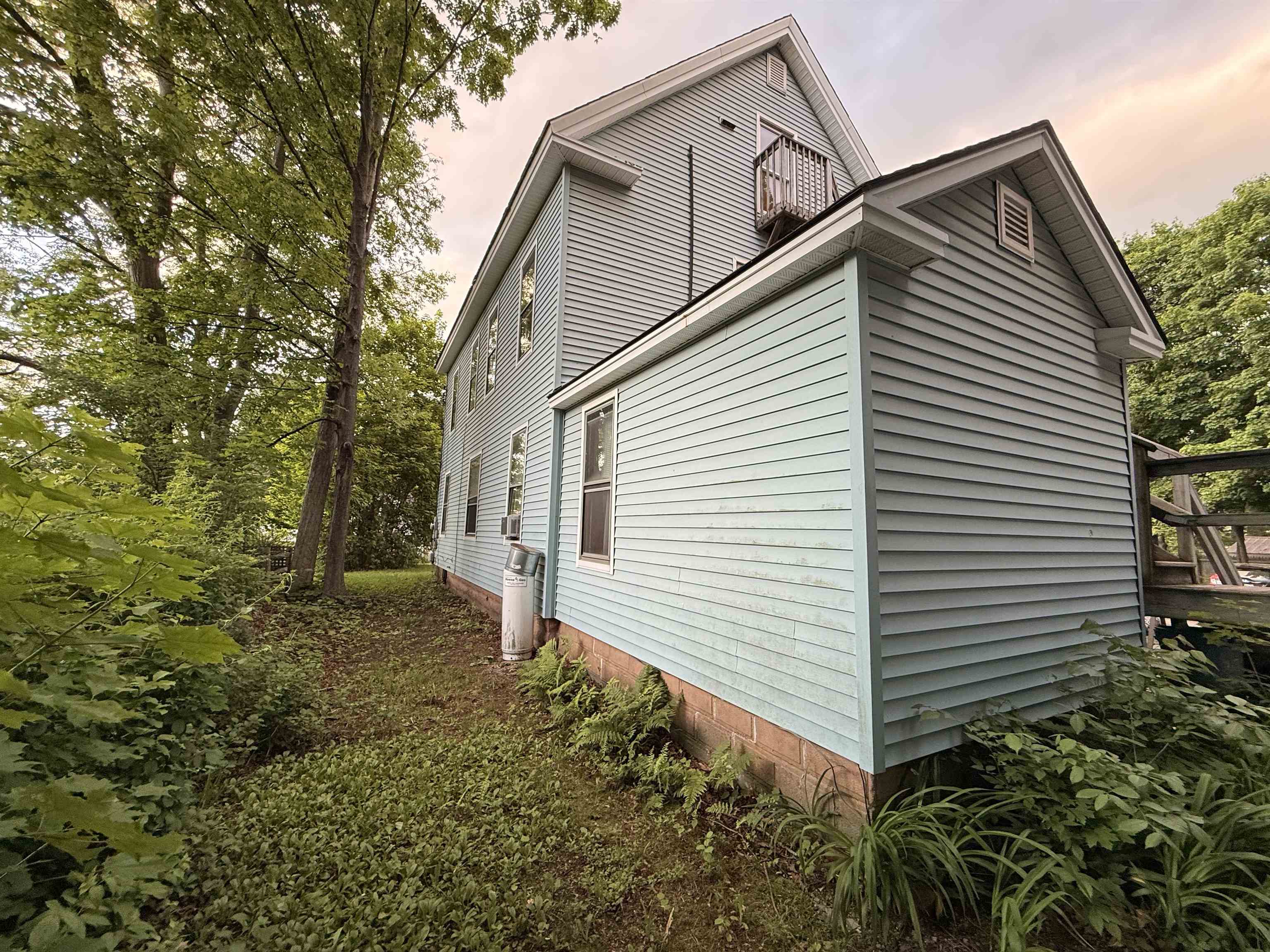 50 Oak Grove Avenue Property Photo 37