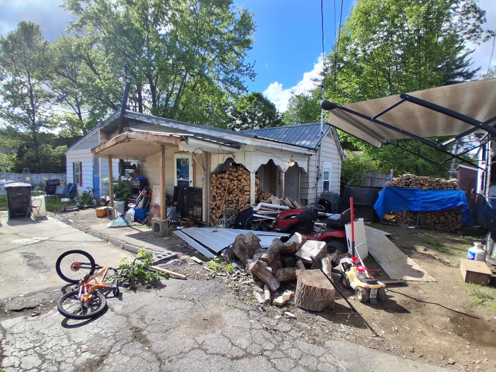 17 Pawtucket Avenue Property Photo 1