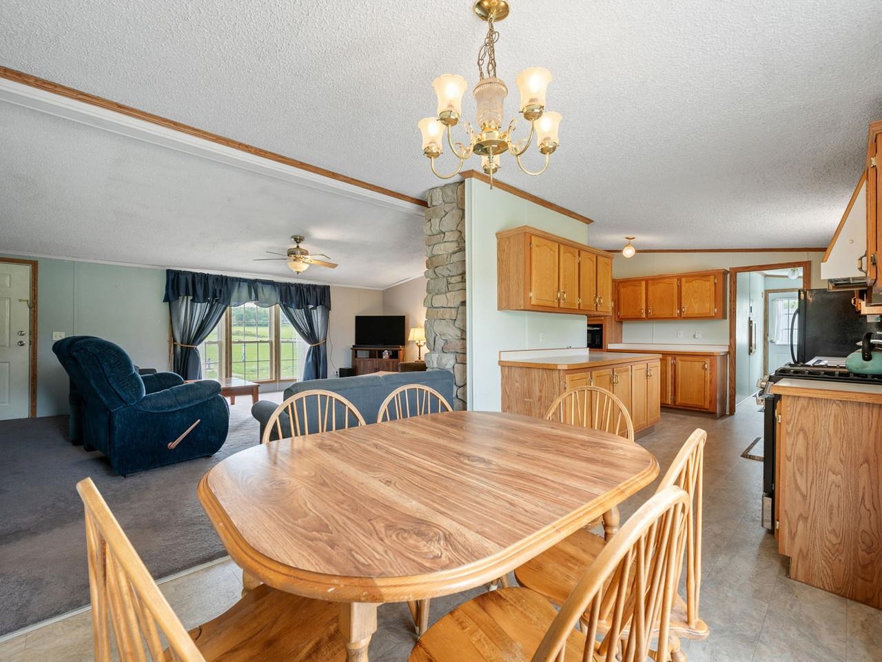 669 Buttolph Road Property Photo 10