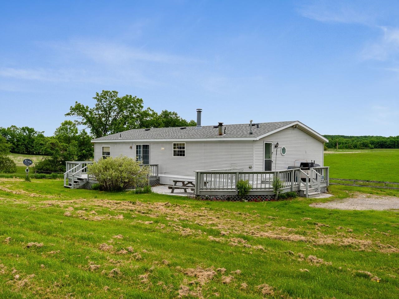 669 Buttolph Road Property Photo 31