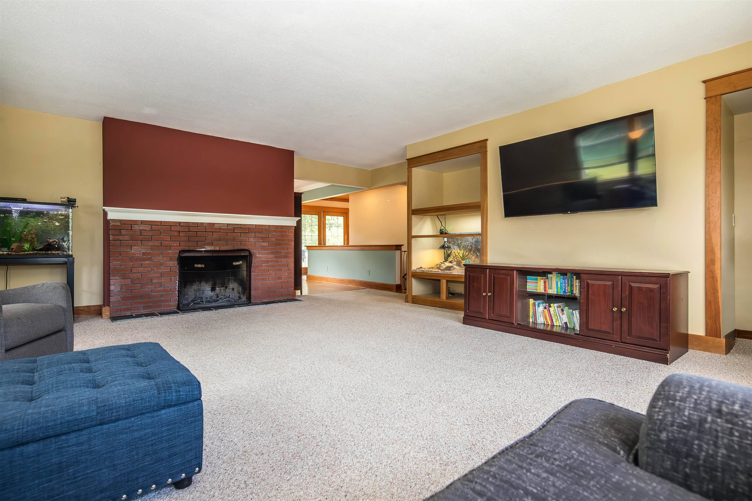 12 Laverne Drive Property Photo 7