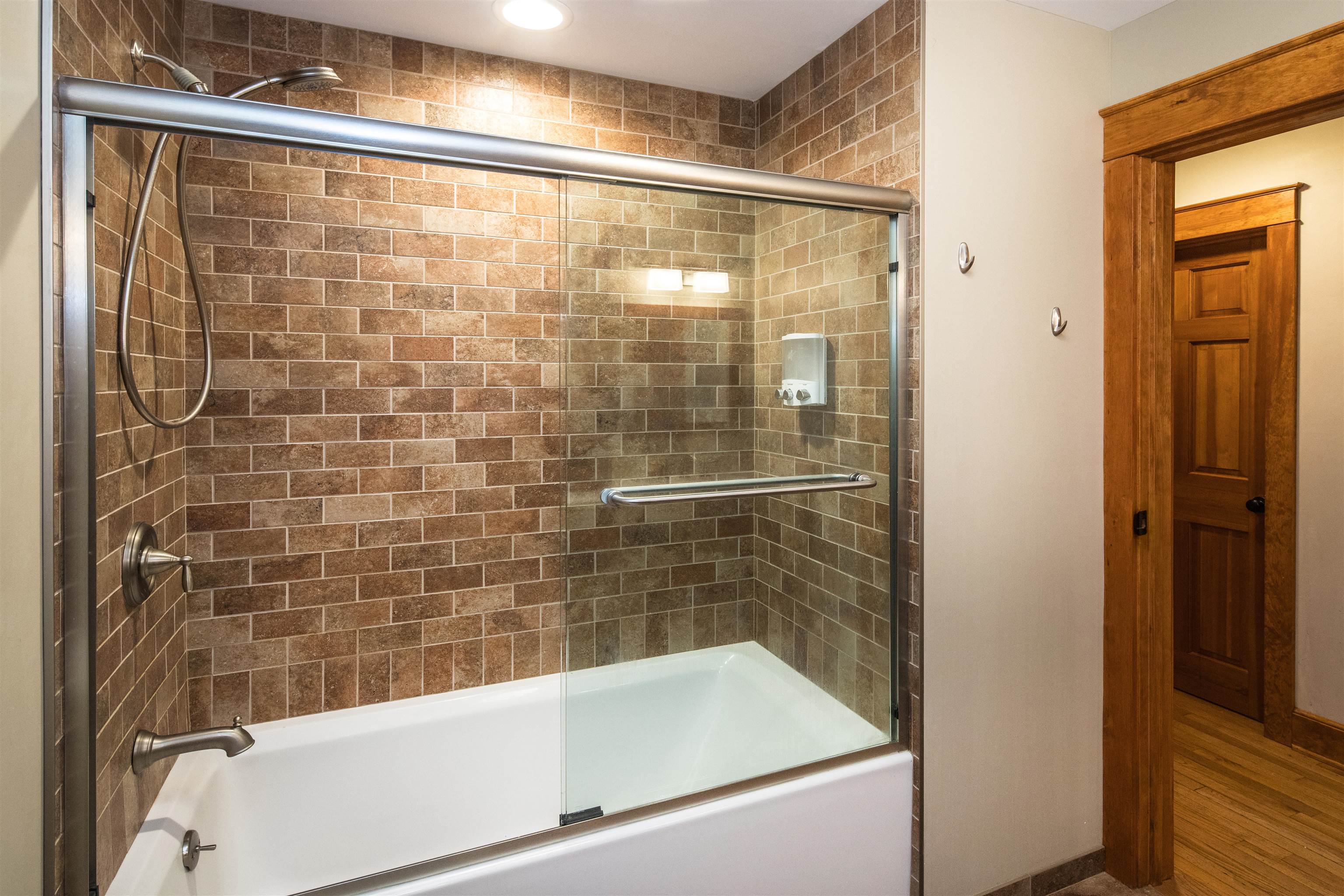 12 Laverne Drive Property Photo 16