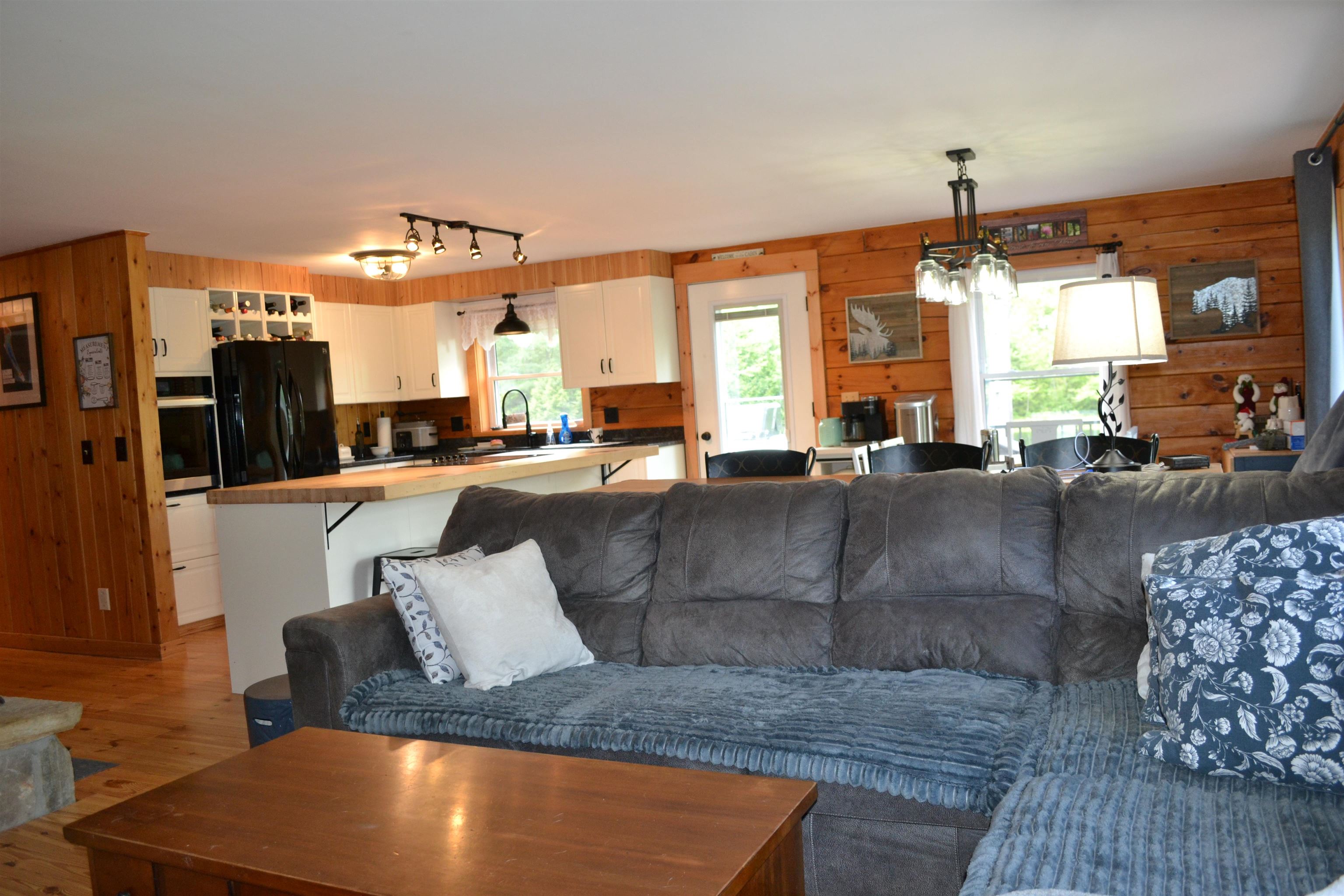1688 Vt Route 5a Property Photo 8