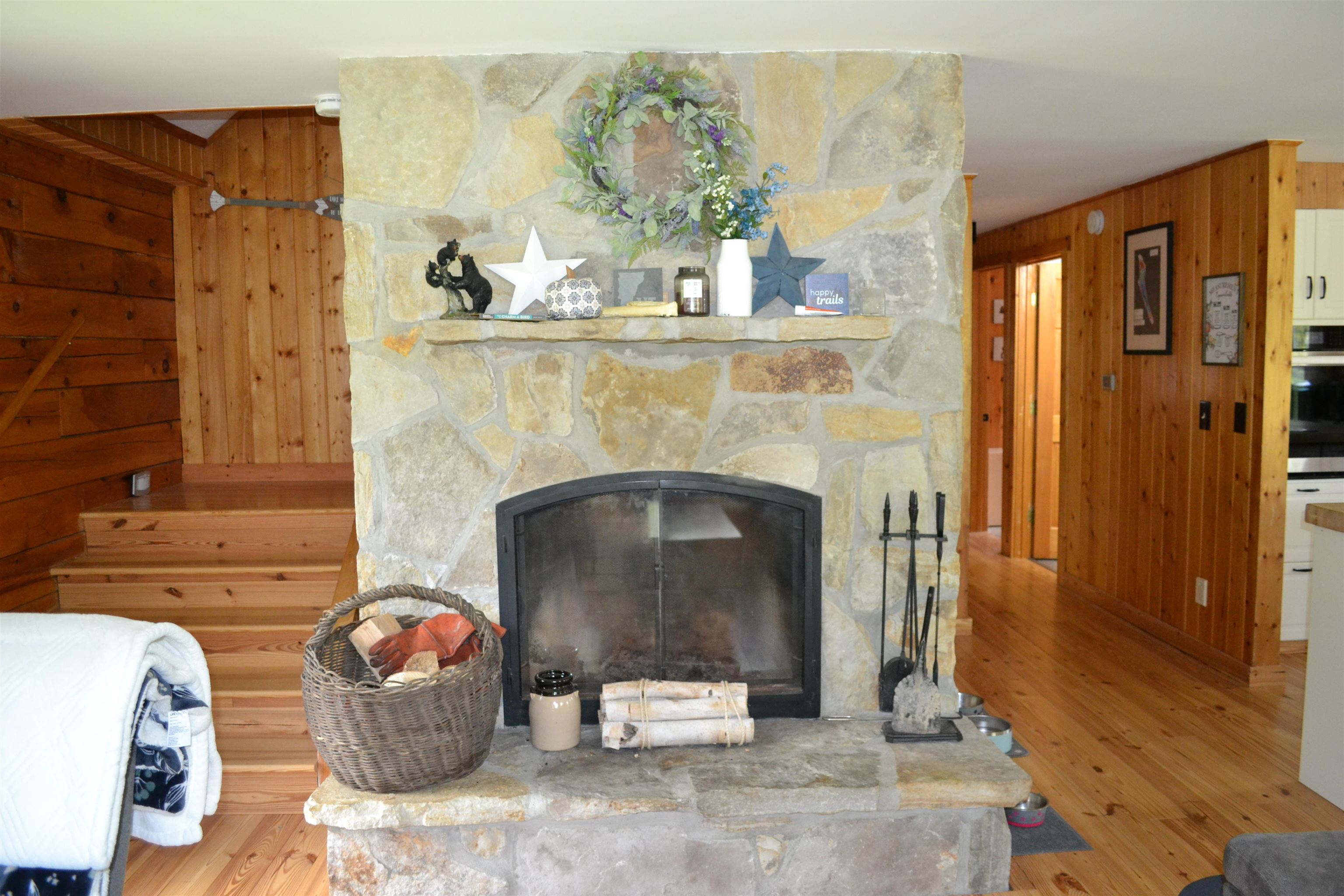 1688 Vt Route 5a Property Photo 14