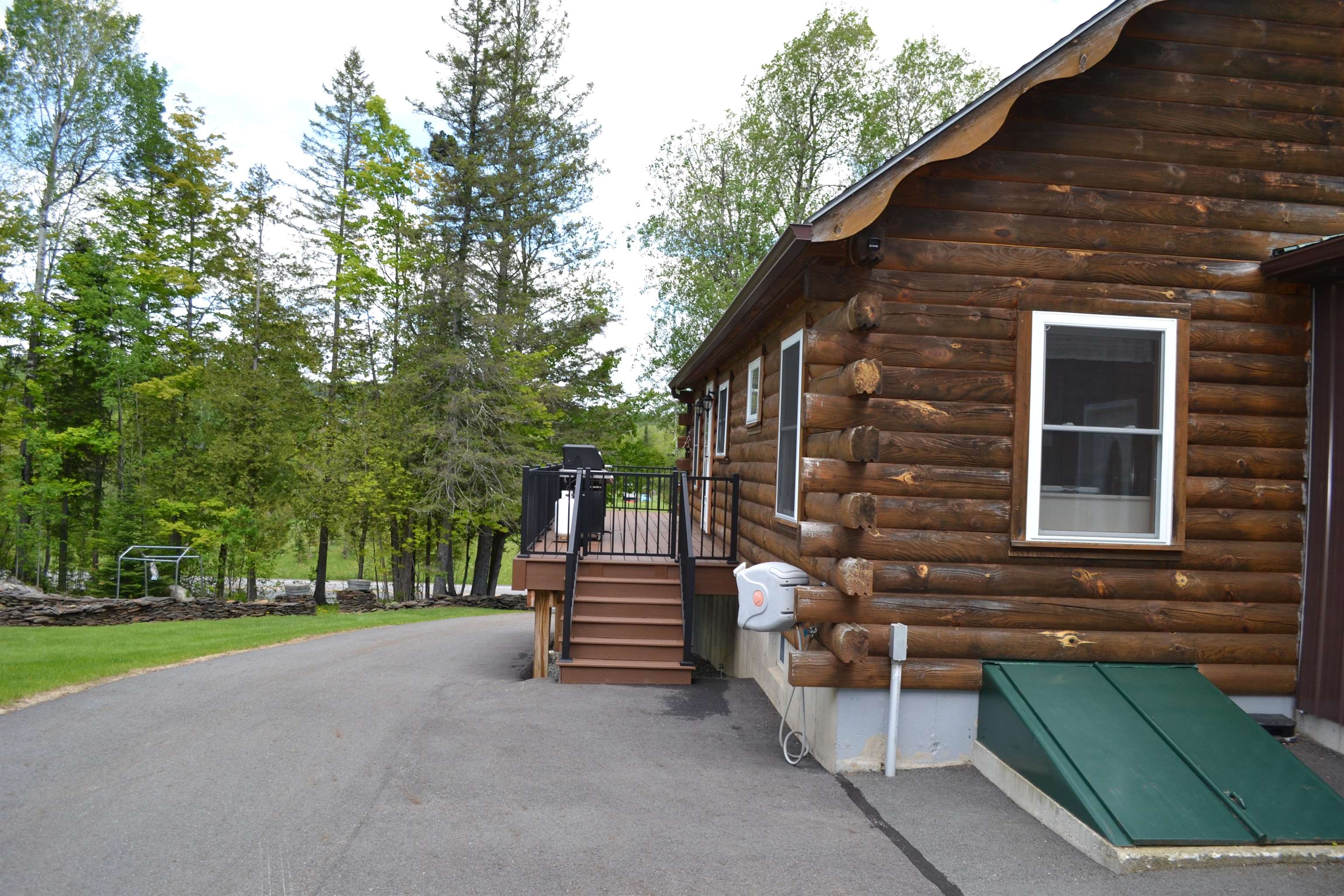 1688 Vt Route 5a Property Photo 15