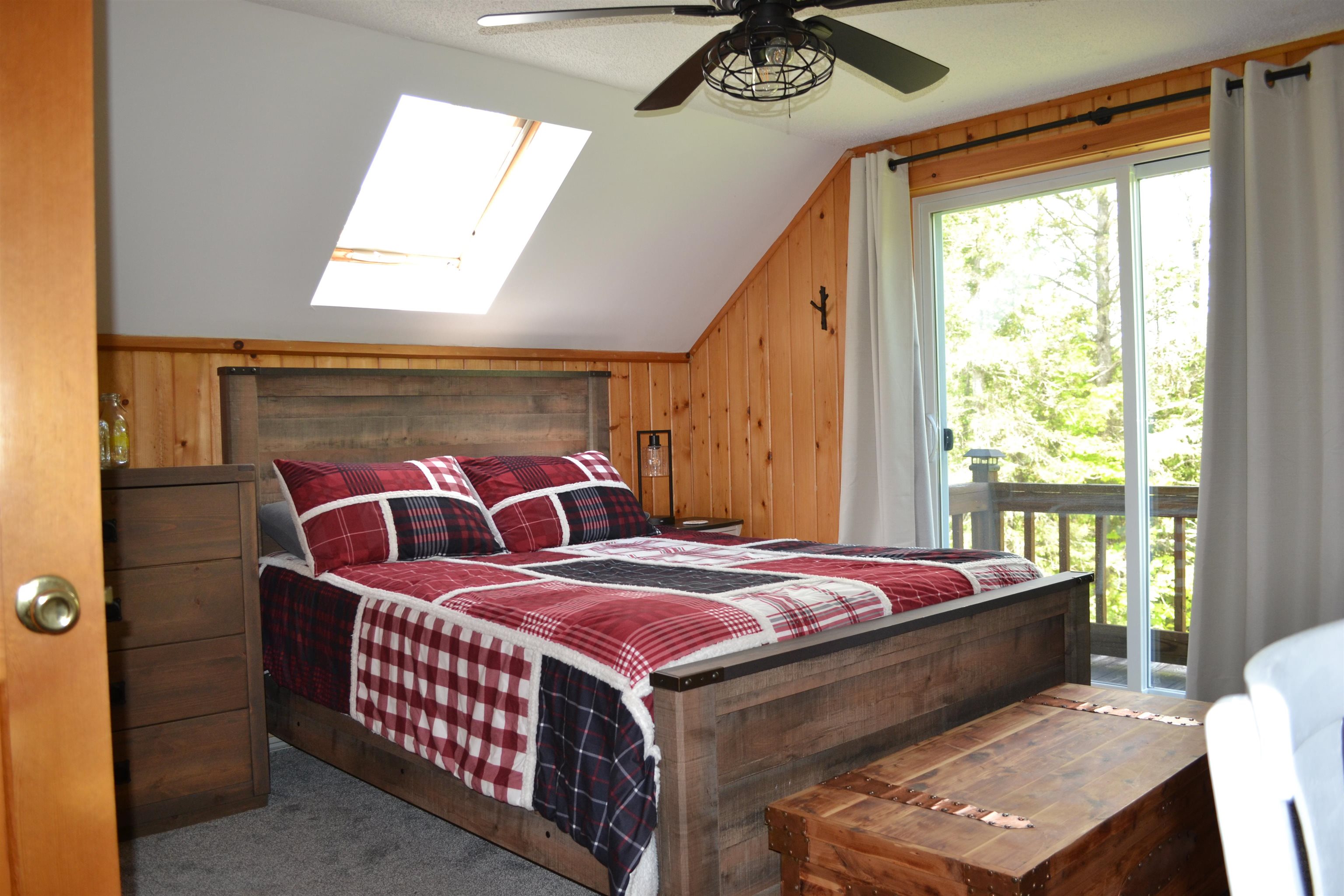 1688 Vt Route 5a Property Photo 21