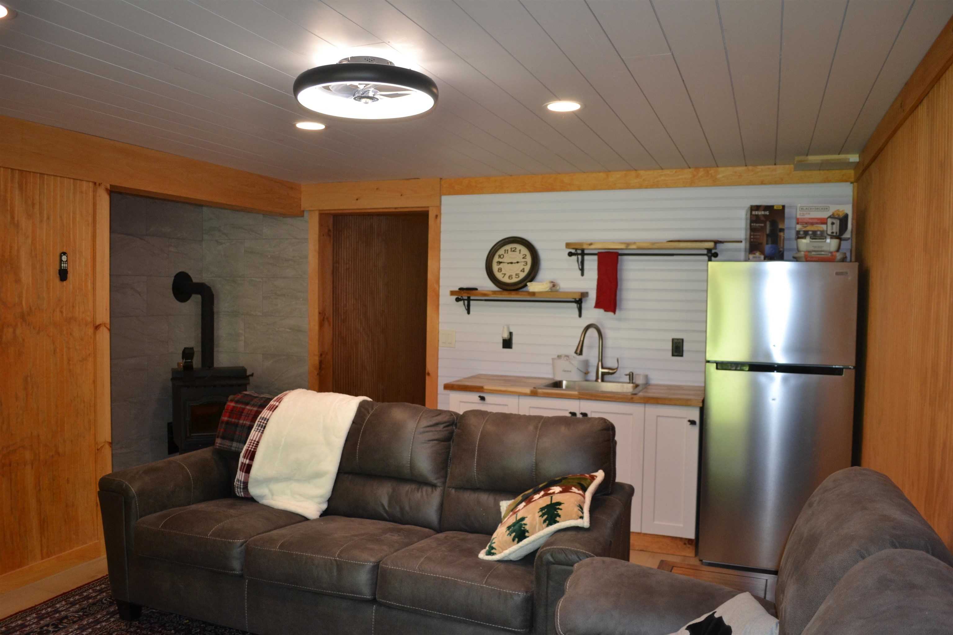 1688 Vt Route 5a Property Photo 28